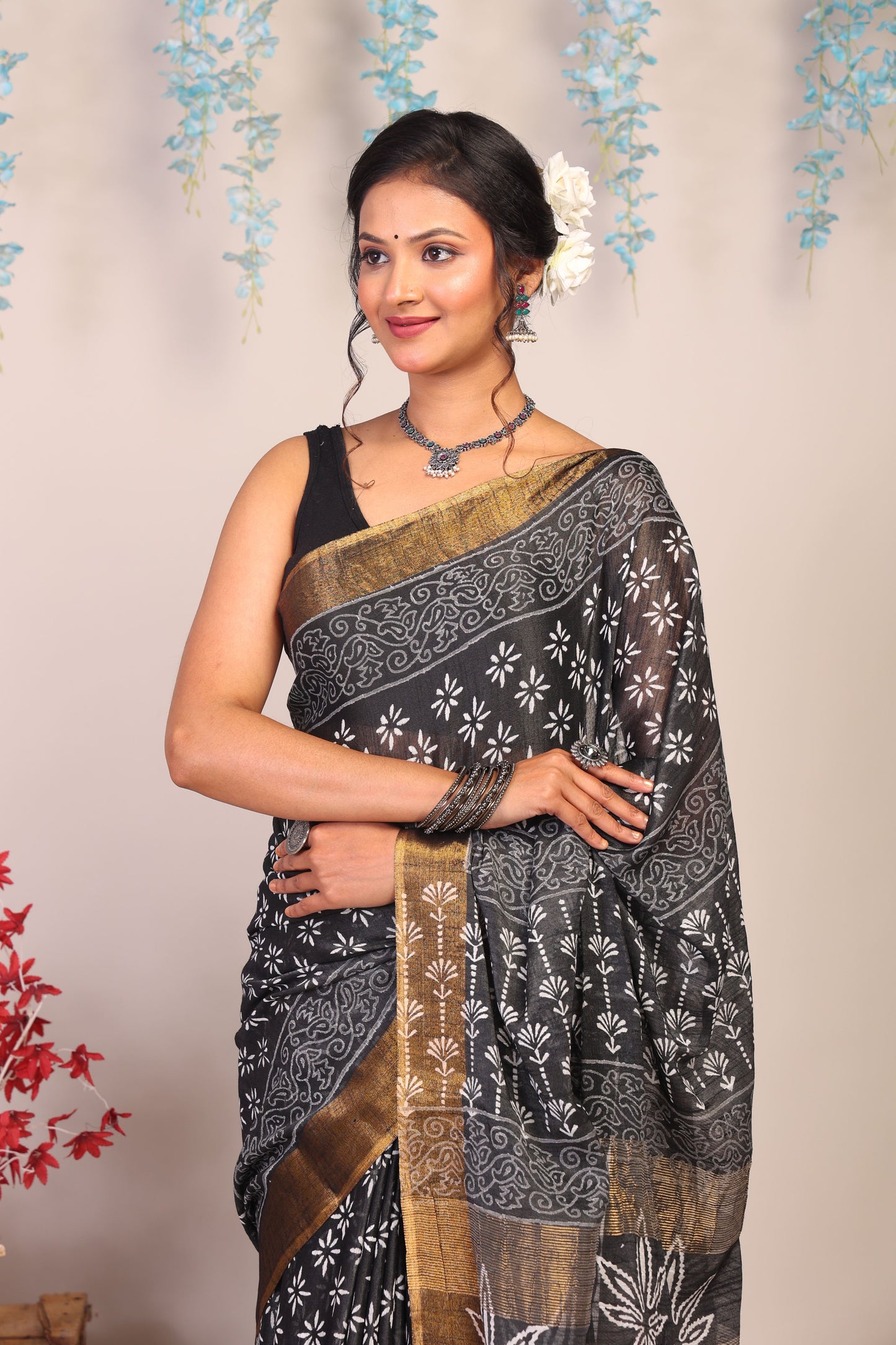 Anuttara Bhagalpuri Black & White Cotton Silk Floral Saree with Unstitched Blouse_AFS1050-FS