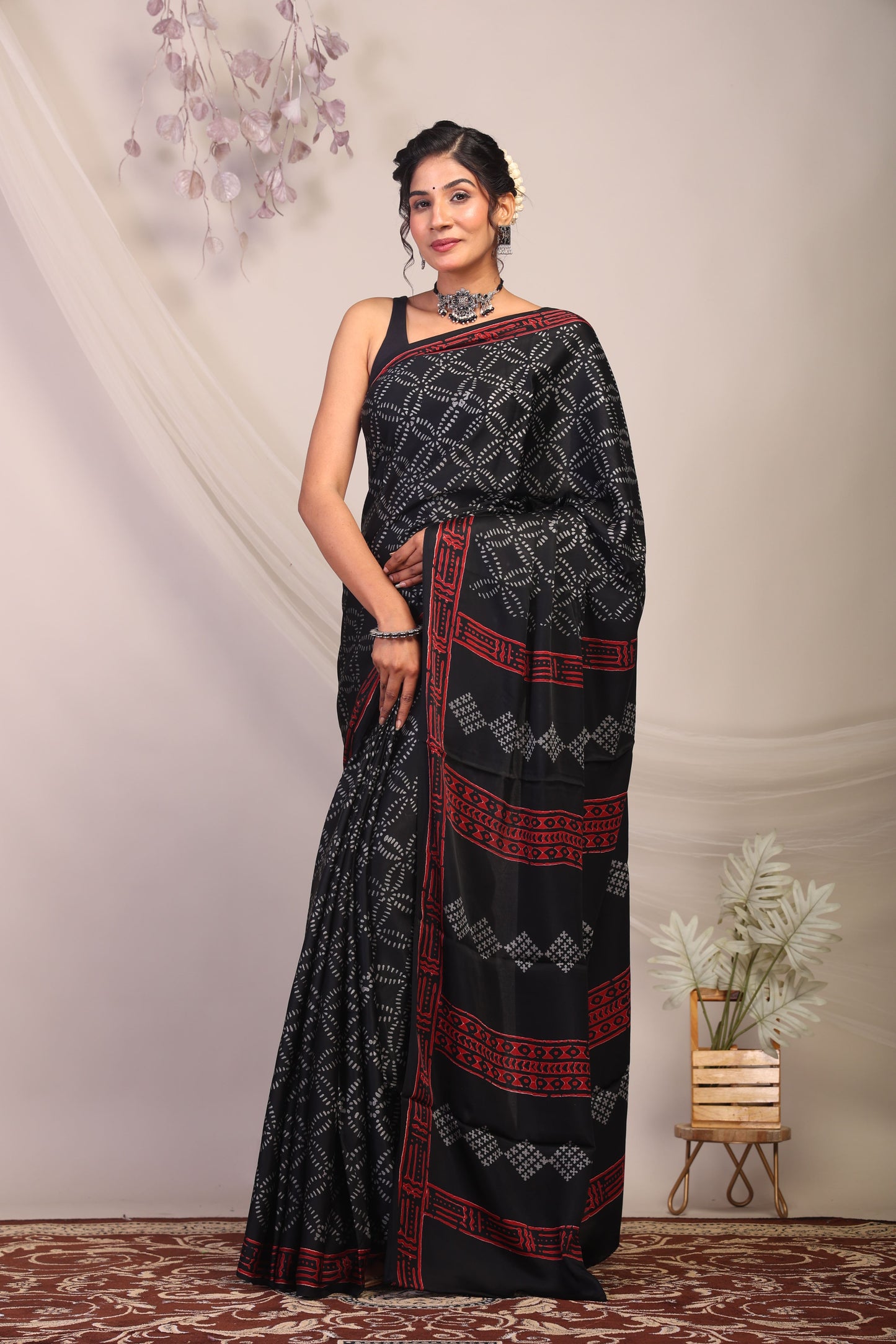 Anuttara Bhagalpuri Black & Grey Modal Silk Ethnic Motifs Saree with Unstitched Blouse_AFS1130-FS