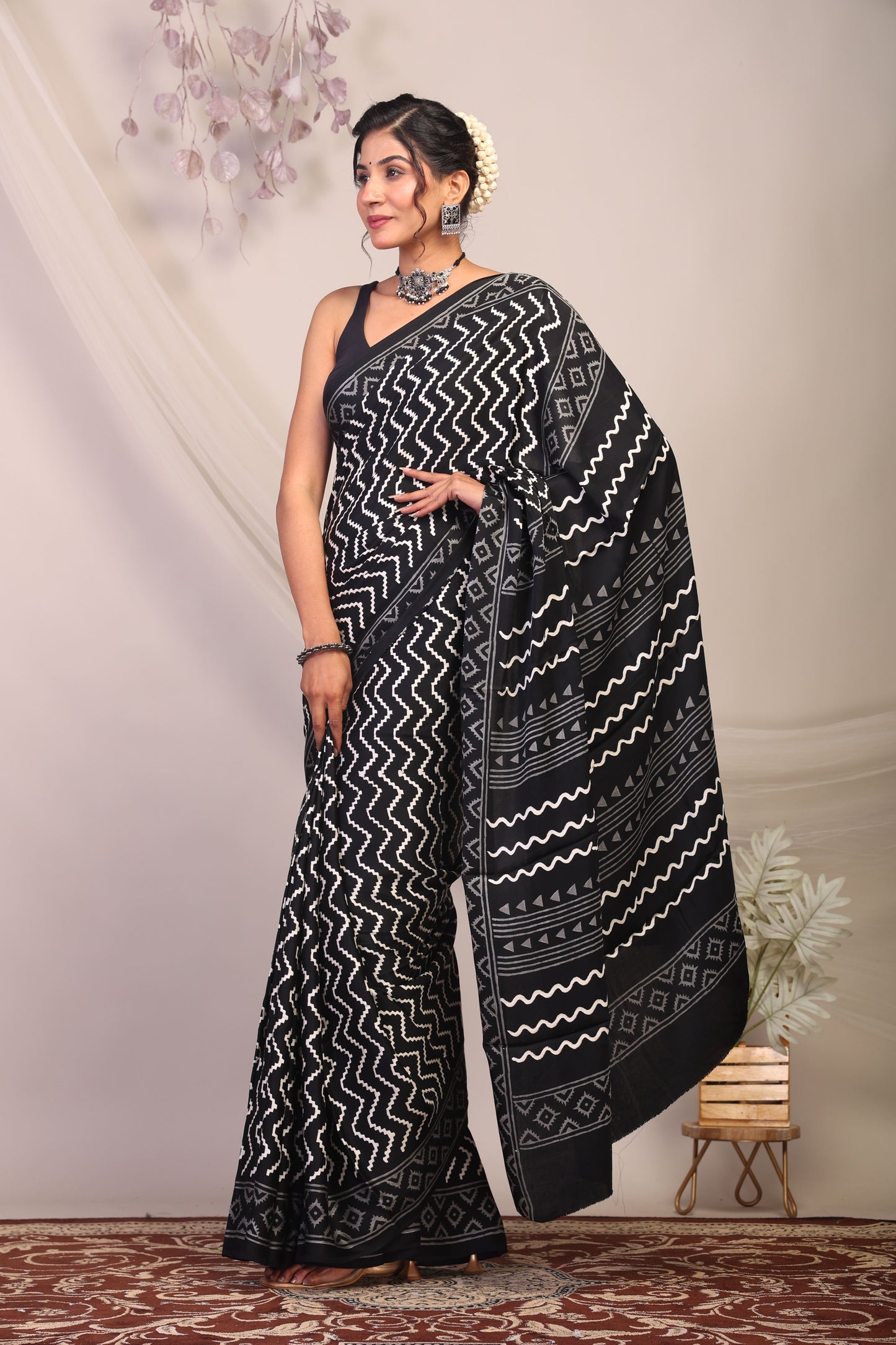 Anuttara Bhagalpuri Black & White Modal Silk Chevron/Zig Zag Saree with Unstitched Blouse_AFS1135-FS