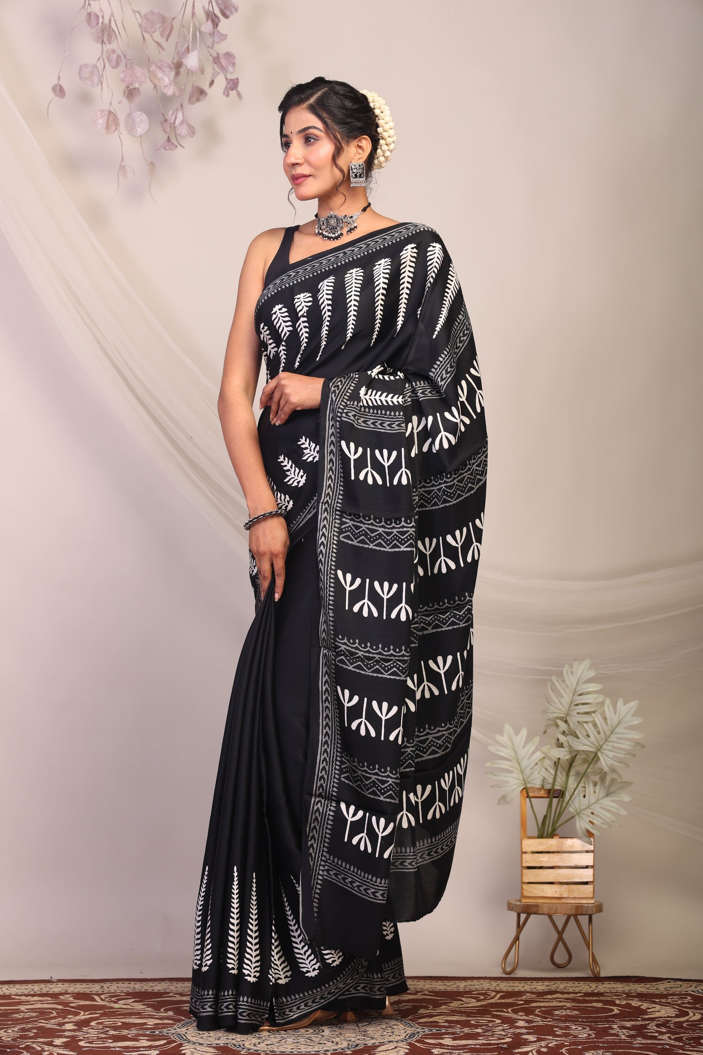 Anuttara Bhagalpuri Black & White Modal Silk Botanical Prints Saree with Unstitched Blouse_AFS1138-FS