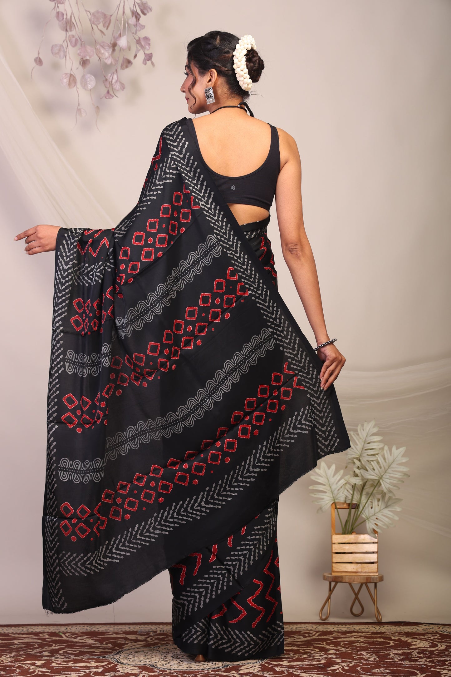 Anuttara Bhagalpuri Black & Red Modal Silk Chevron/Zig Zag Saree with Unstitched Blouse_AFS1140-FS