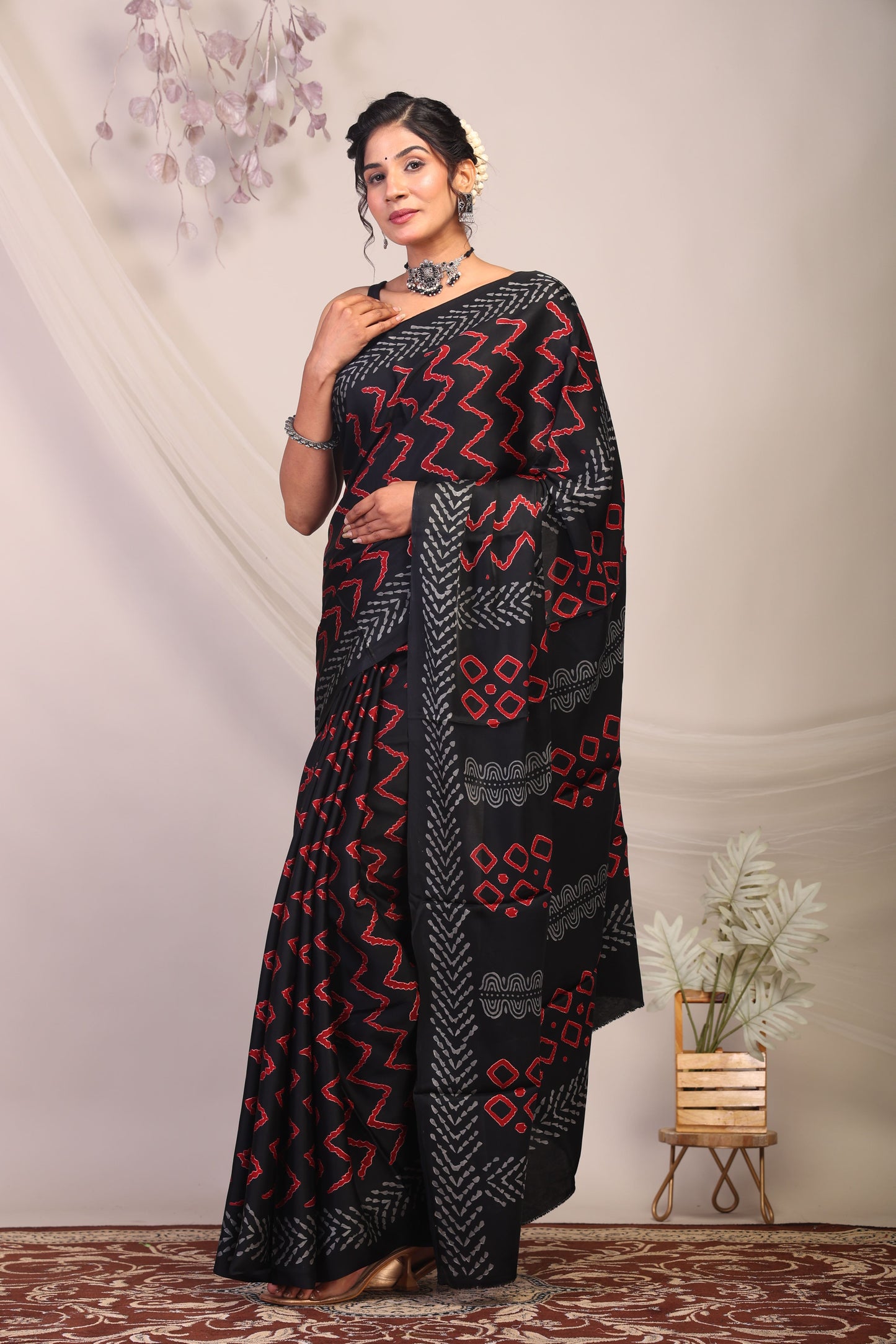Anuttara Bhagalpuri Black & Red Modal Silk Chevron/Zig Zag Saree with Unstitched Blouse_AFS1140-FS