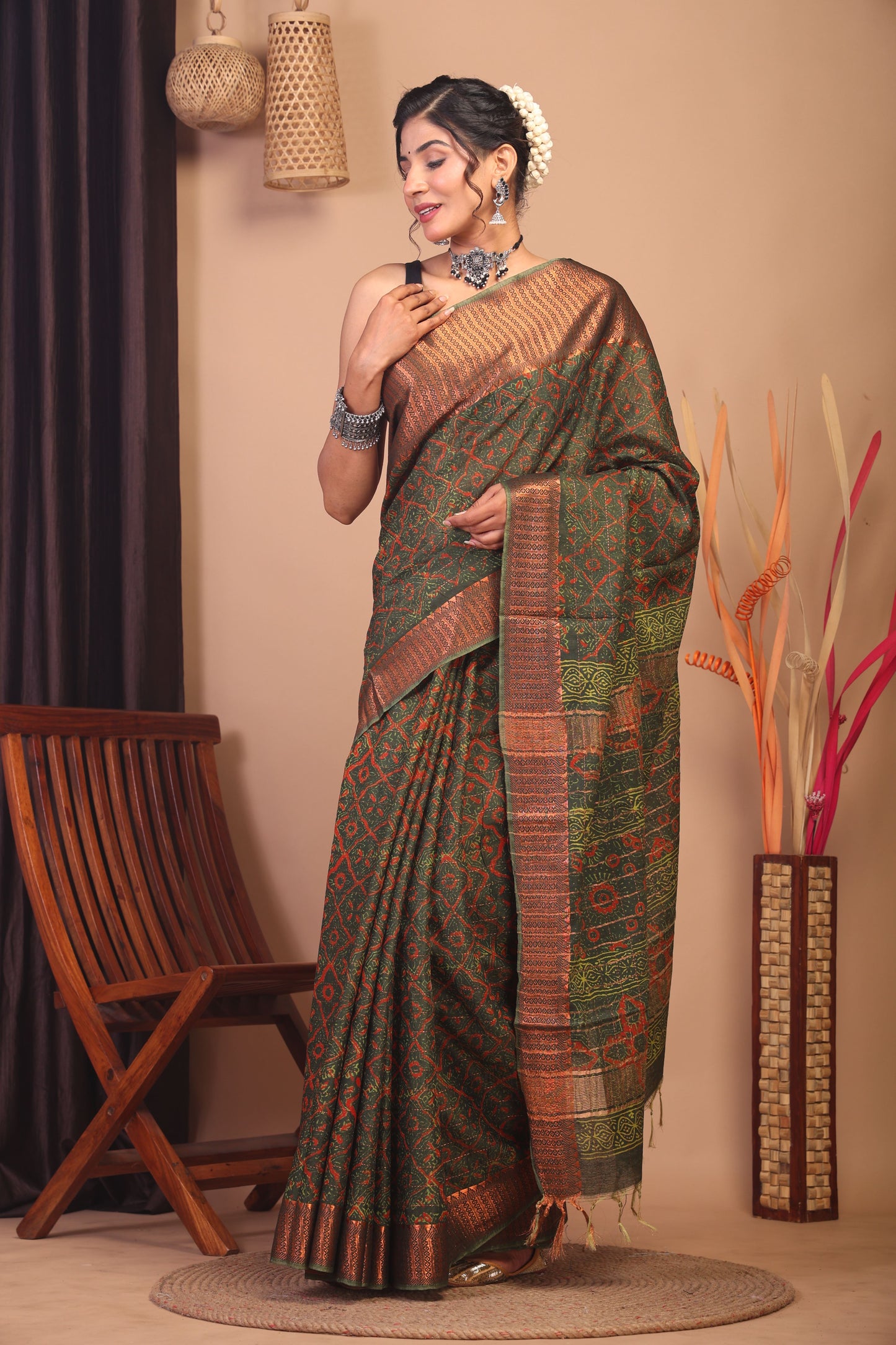 Anuttara Bhagalpuri Green Cotton Silk Floral Saree with Unstitched Blouse_AFS1147-FS
