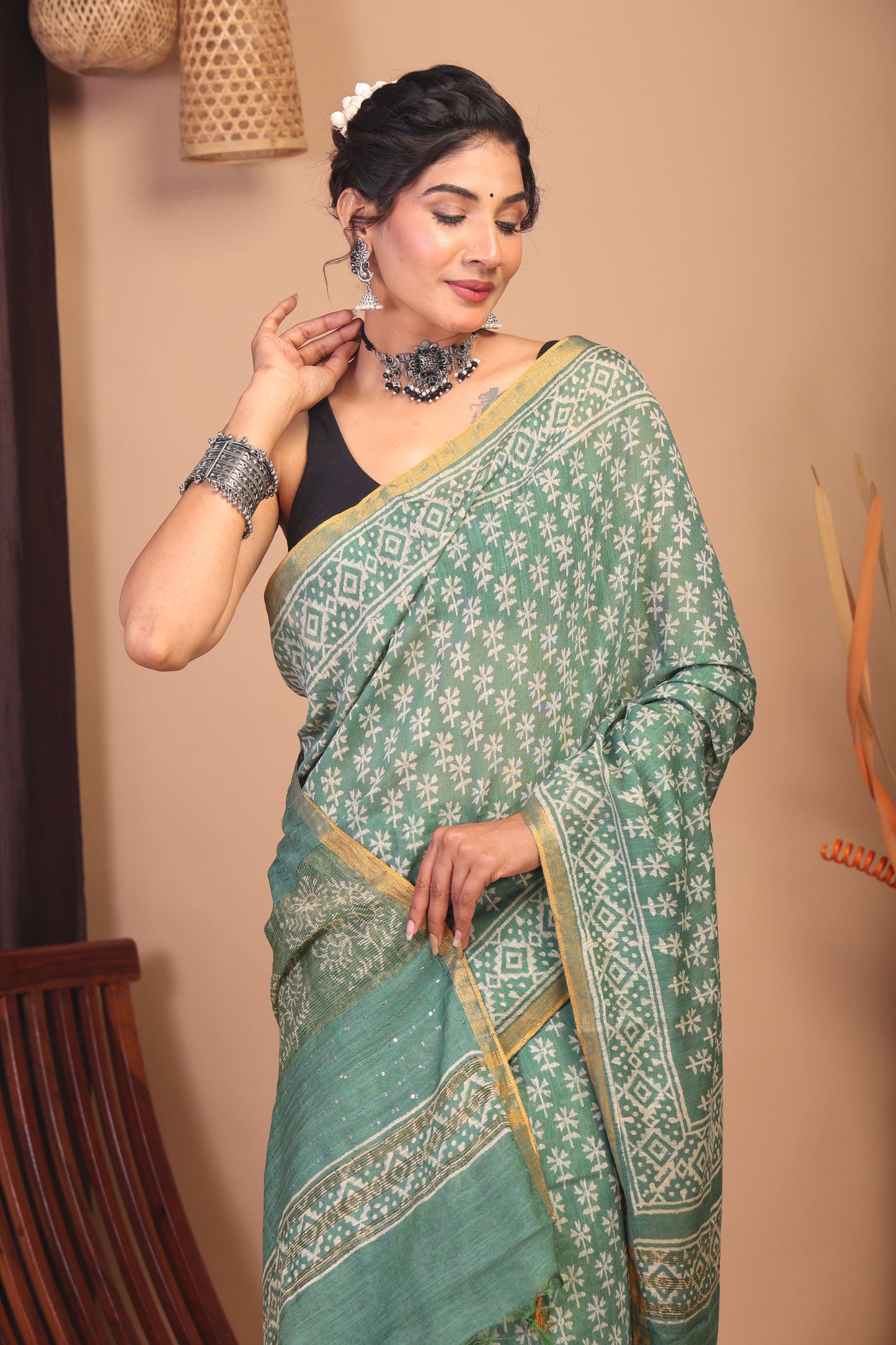 Anuttara Bhagalpuri Green Cotton Silk Floral Saree with Unstitched Blouse_AFS1152-FS