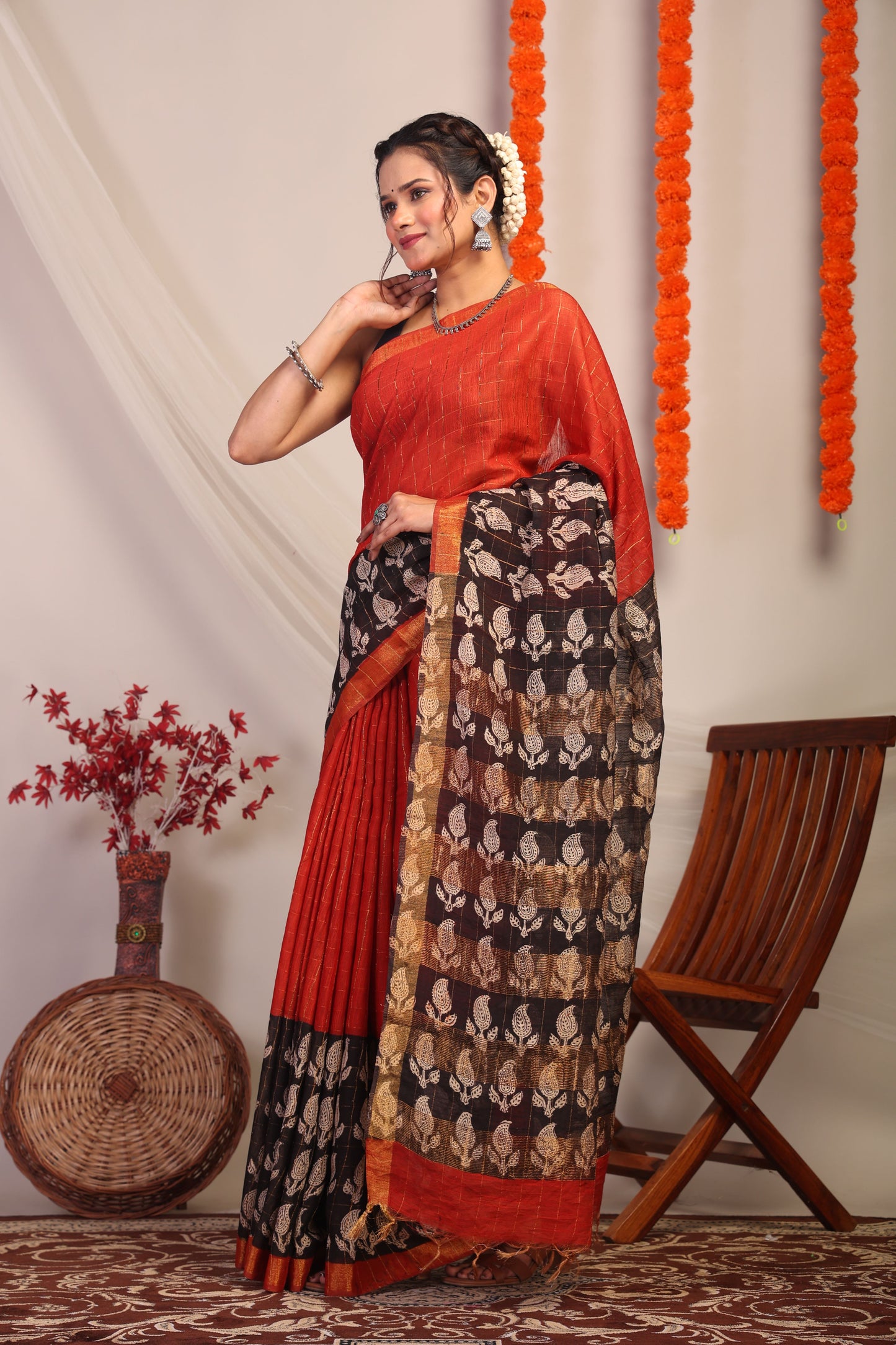 Anuttara Bhagalpuri Red & Black Cotton Silk Paisley Saree with Unstitched Blouse_AFS1188-FS