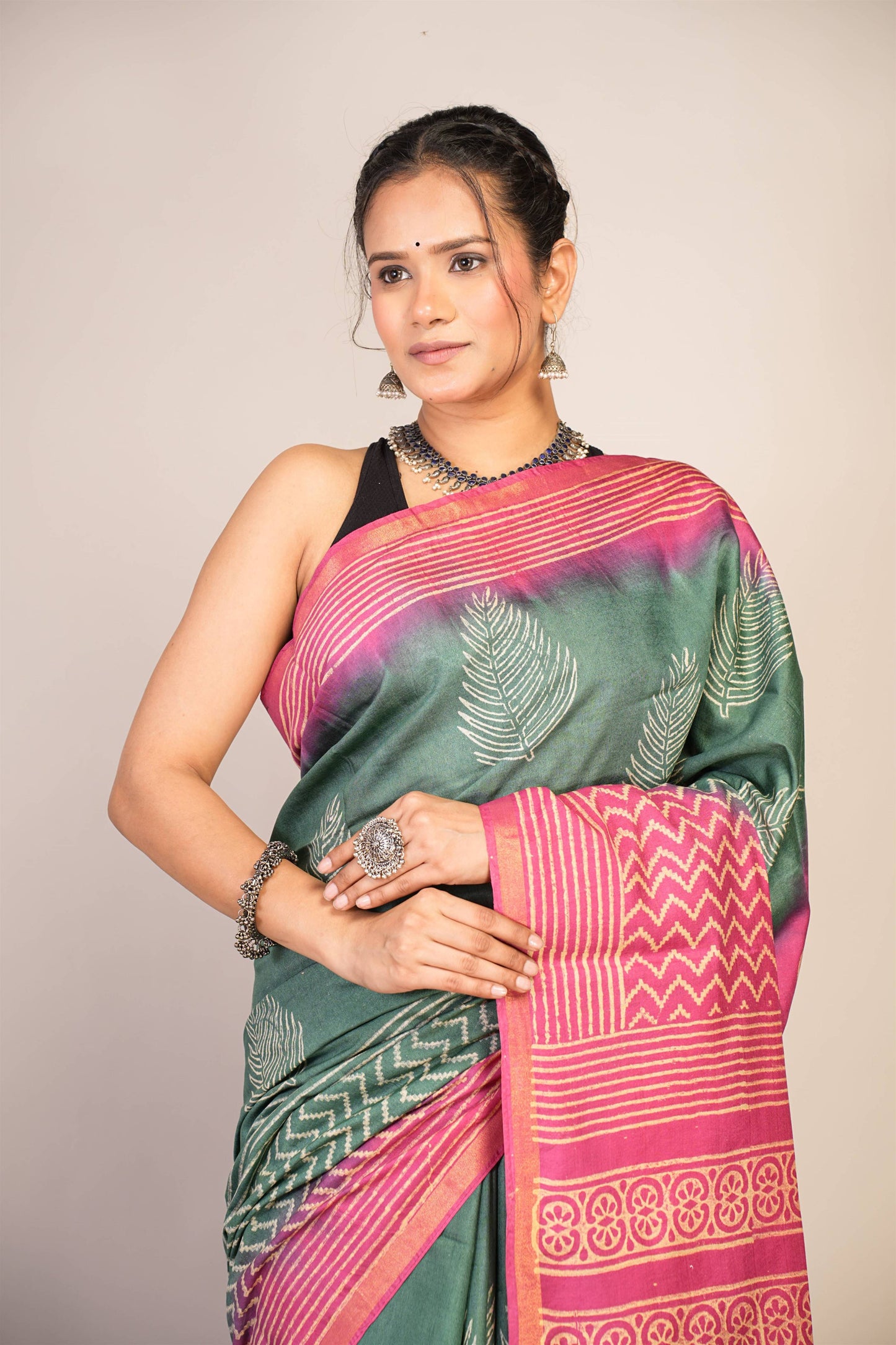 Anuttara Bhagalpuri Green Teal::Pink Cotton Silk Floral, Zig-Zag Saree with Unstitched Blouse_AFS1356-FS