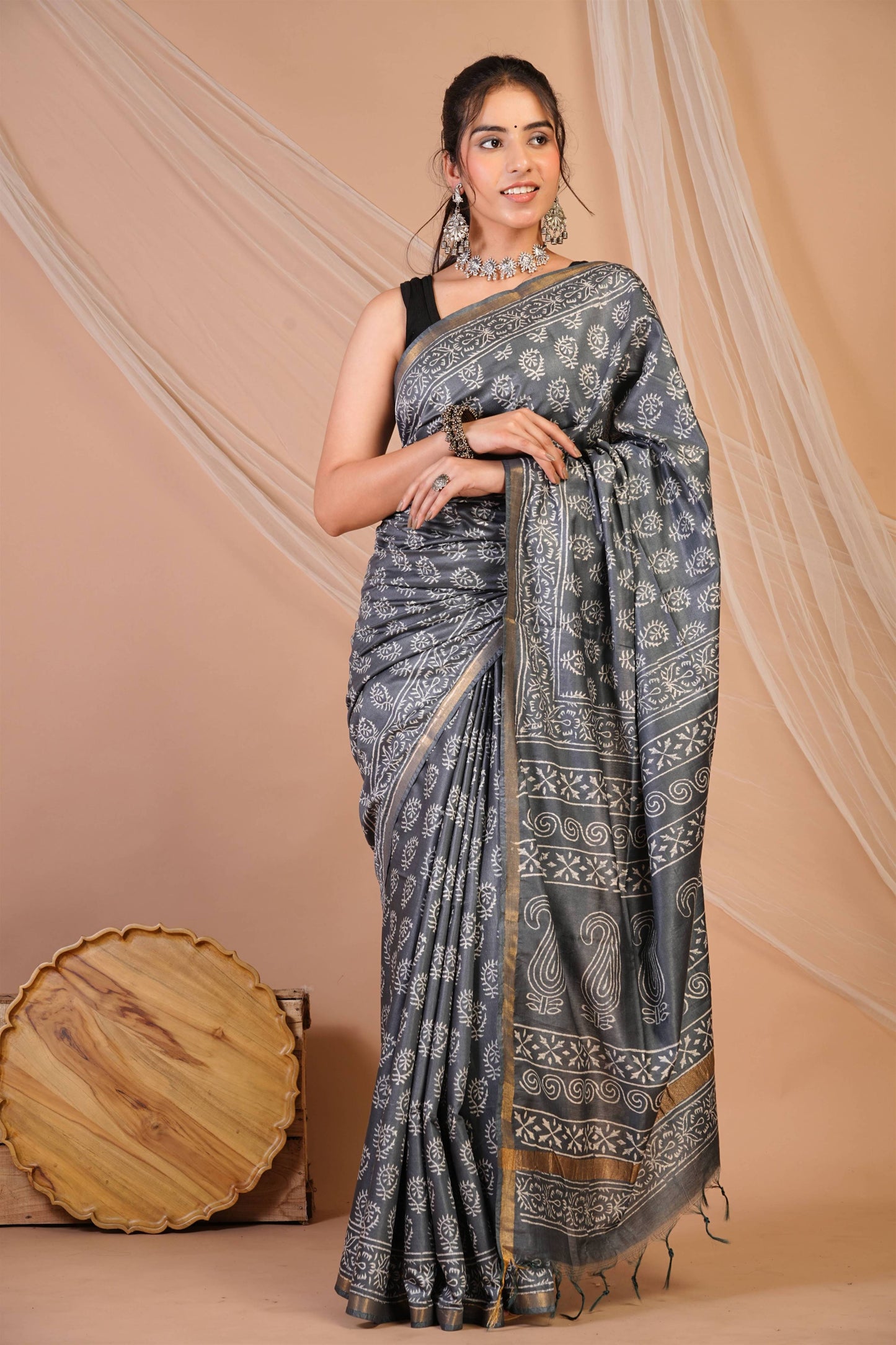 Anuttara Bhagalpuri Grey Cotton Silk Floral, Paisley Saree with Unstitched Blouse_AFS1360-FS