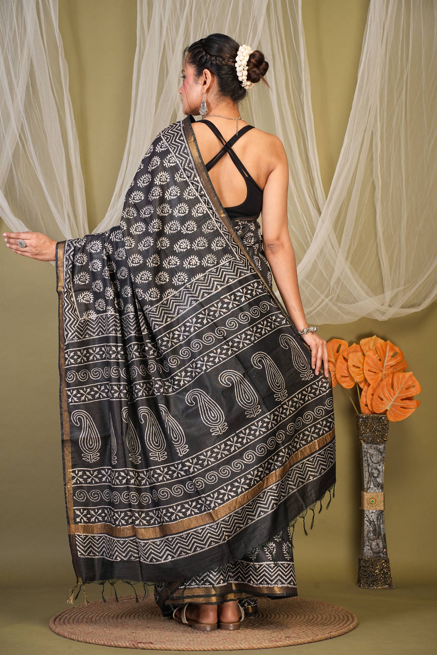 Anuttara Bhagalpuri Black Cotton Silk Floral, Paisley Saree with Unstitched Blouse_AFS1362-FS