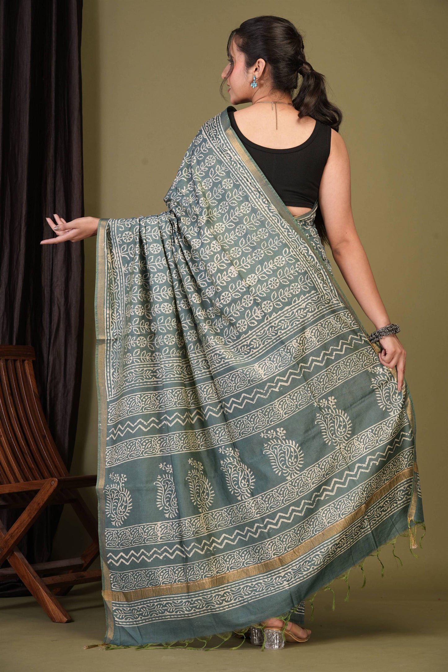 Anuttara Bhagalpuri Green Teal Cotton Silk Floral Saree with Unstitched Blouse_AFS1367-FS