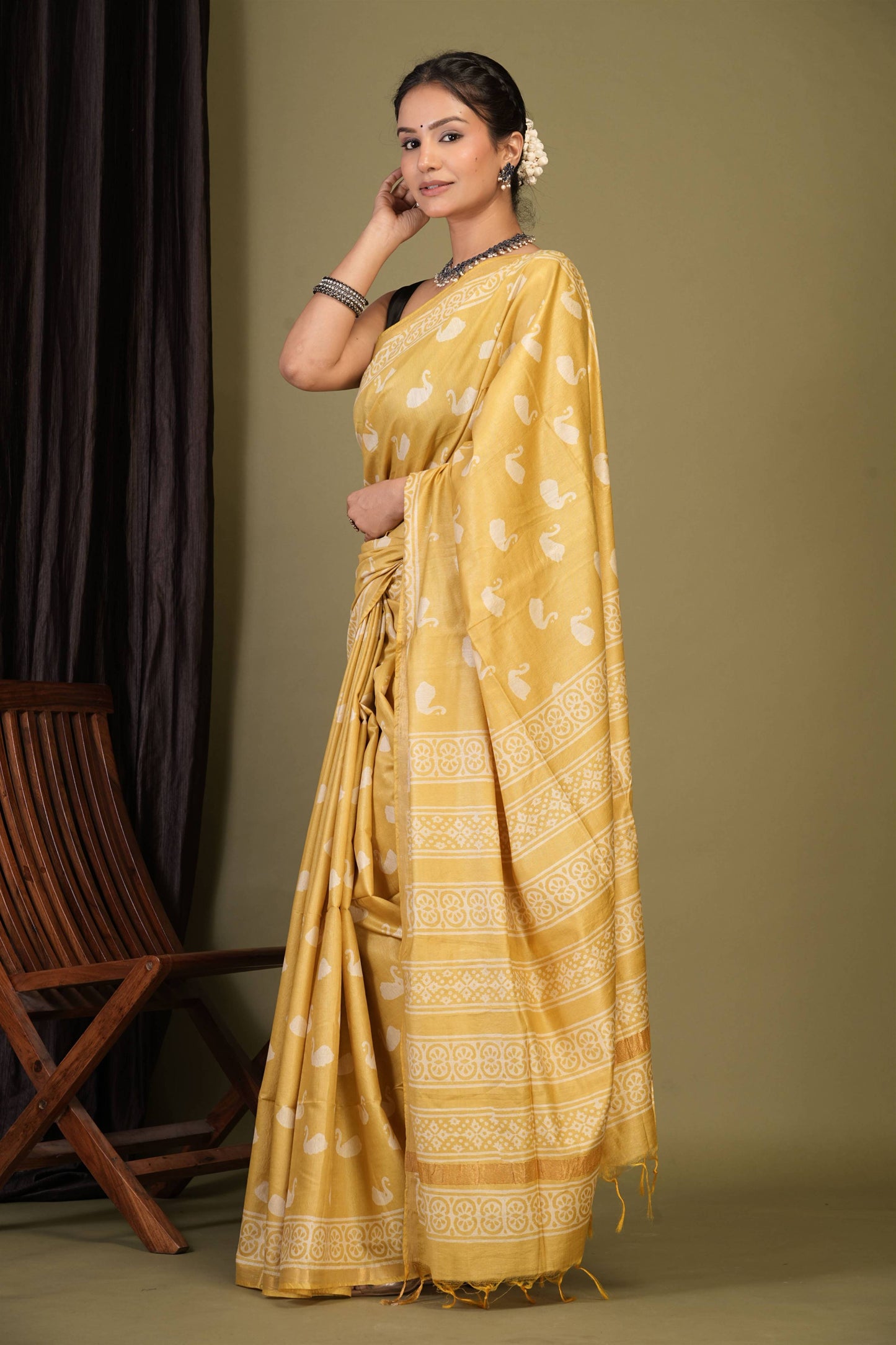 Anuttara Bhagalpuri Mustard Cotton Silk Animal (Duck Print) Saree with Unstitched Blouse_AFS1374-FS