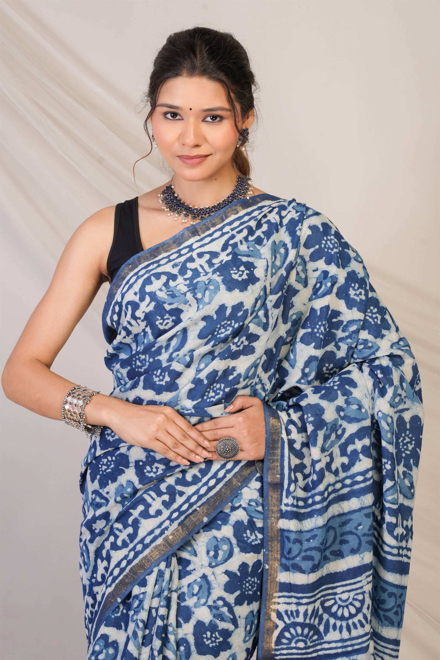 Anuttara Bhagalpuri Navy Blue Cotton Silk Dabu Print (Hand Block) Saree with Unstitched Blouse_AFS1408-FS