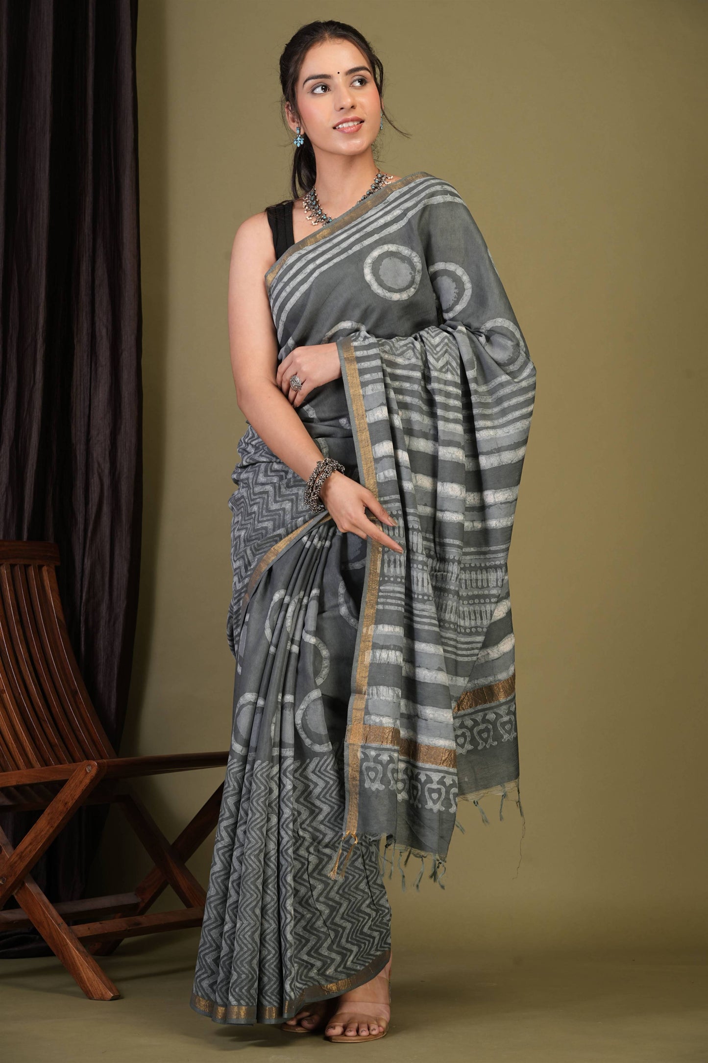 Anuttara Bhagalpuri Grey Cotton Silk Dabu Print (Hand Block) Saree with Unstitched Blouse_AFS1409-FS