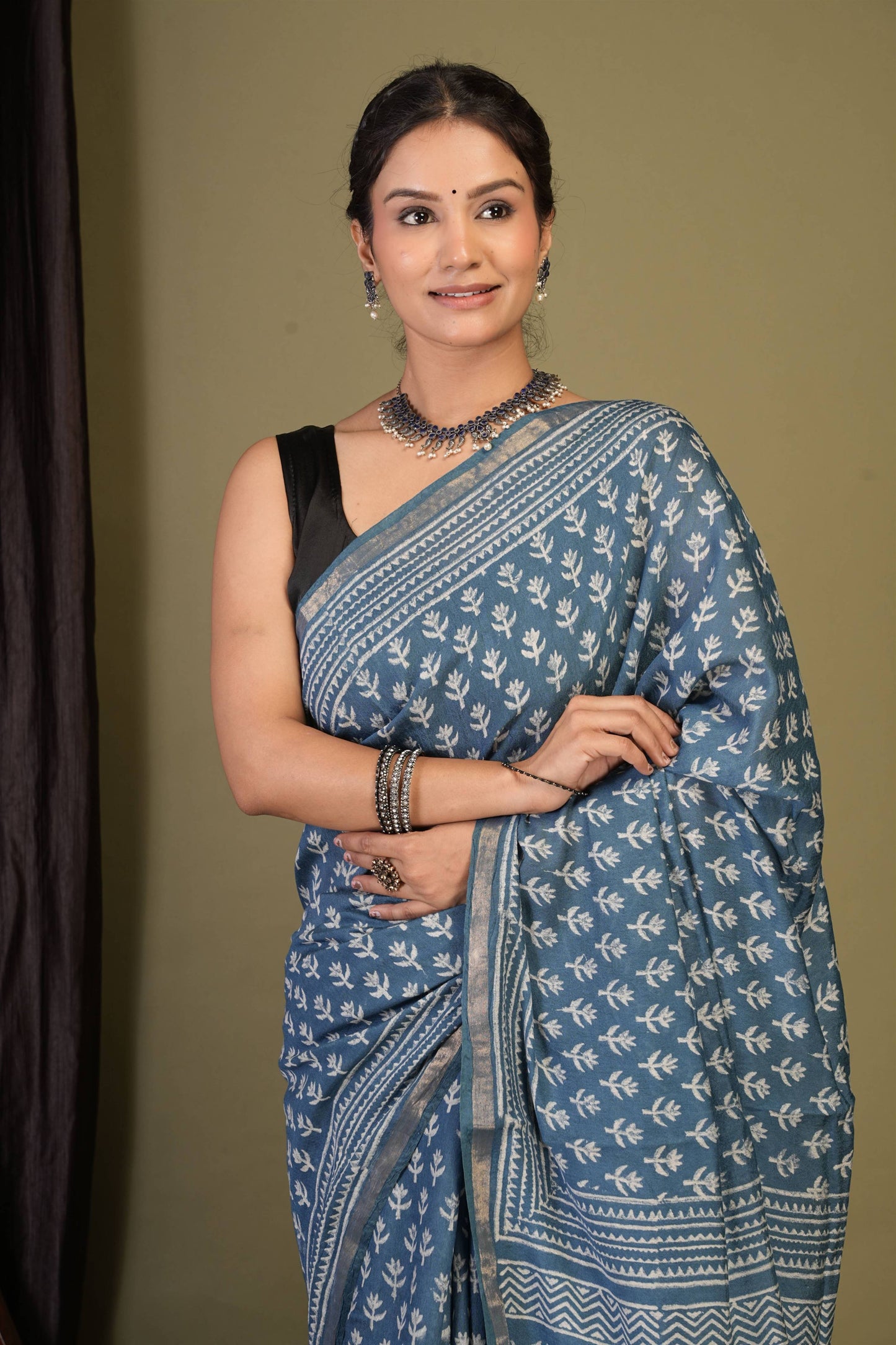 Anuttara Bhagalpuri Teal Blue Cotton Silk (Art Silk) Floral Saree with Unstitched Blouse_AFS1437-FS