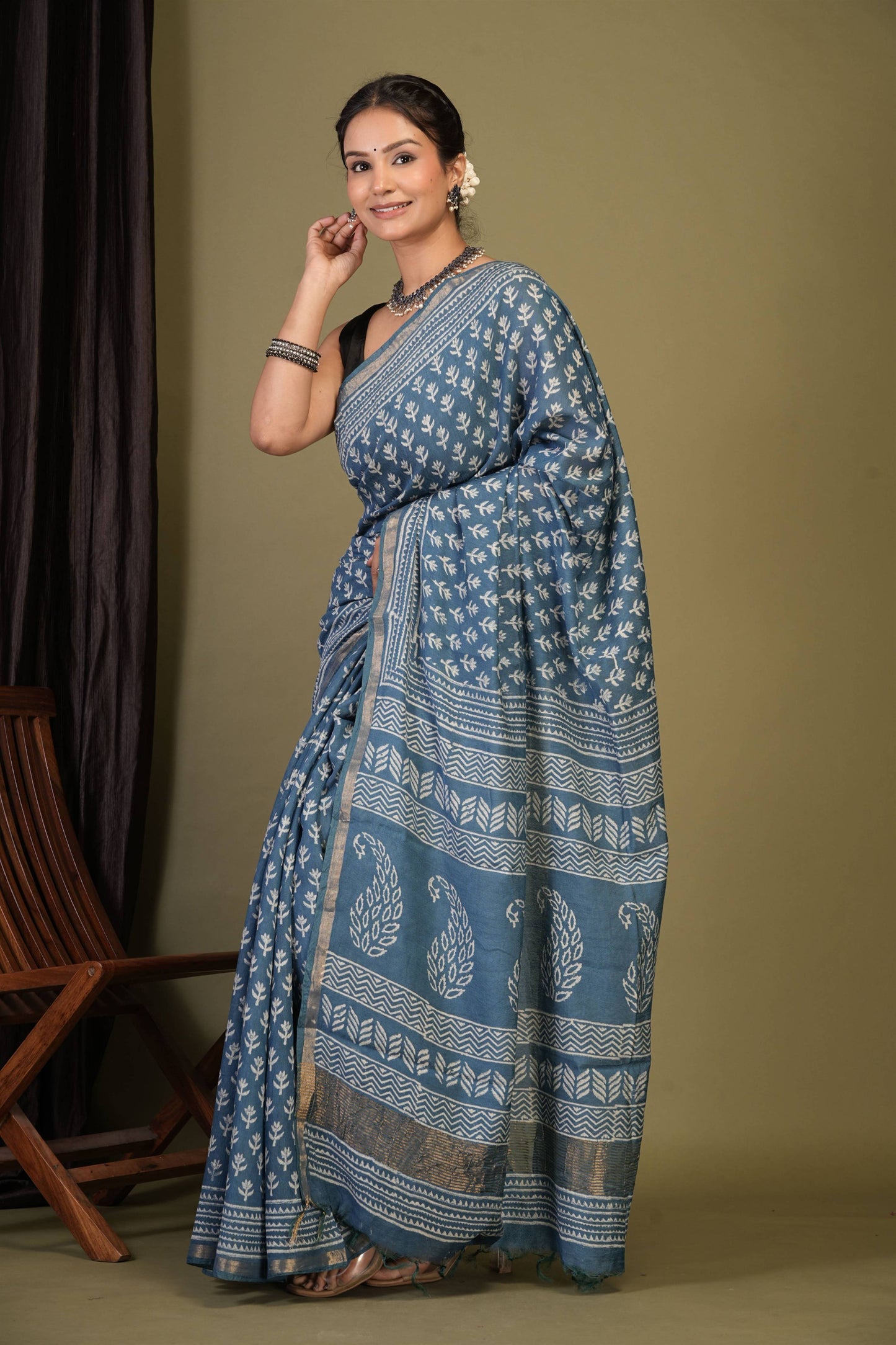 Anuttara Bhagalpuri Teal Blue Cotton Silk (Art Silk) Floral Saree with Unstitched Blouse_AFS1437-FS