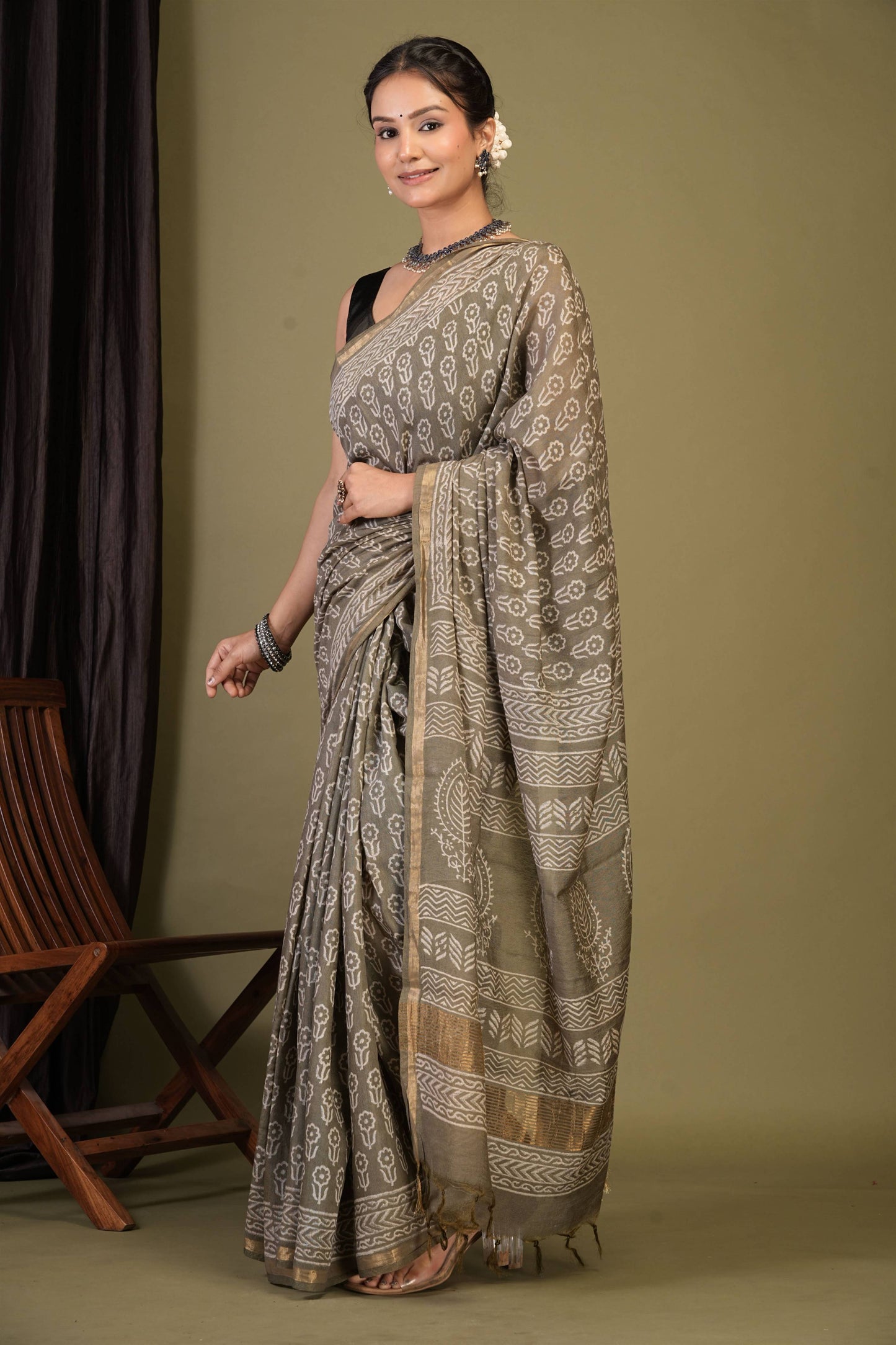 Anuttara Bhagalpuri Olive Green Cotton Silk (Art Silk) Floral Saree with Unstitched Blouse_AFS1440-FS