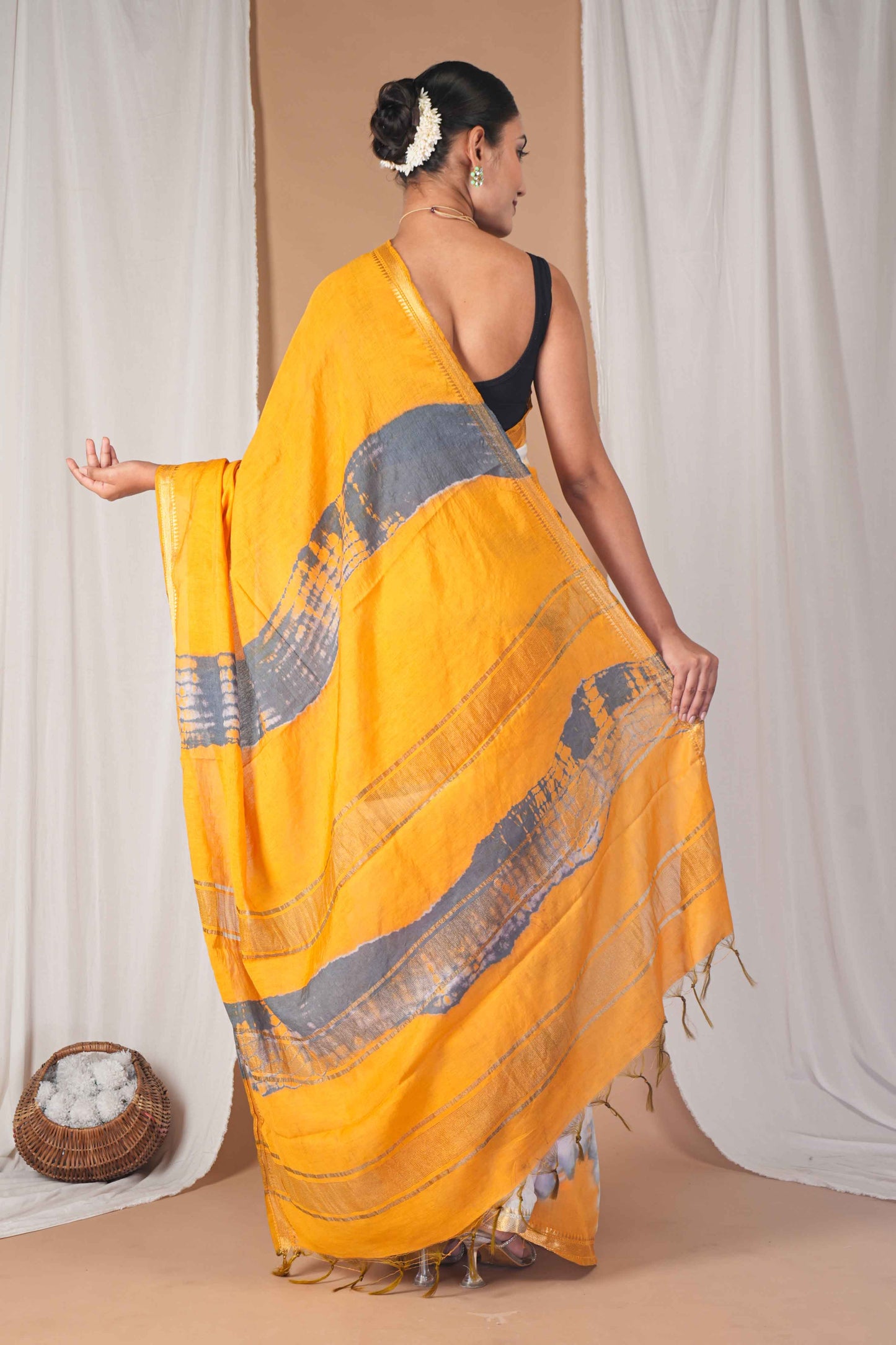 Anuttara Women's Bhagalpuri Multicolor Silk Blend Leheriya with Maheshwari Border Ethnic Saree With Blouse_AFS1517-FS