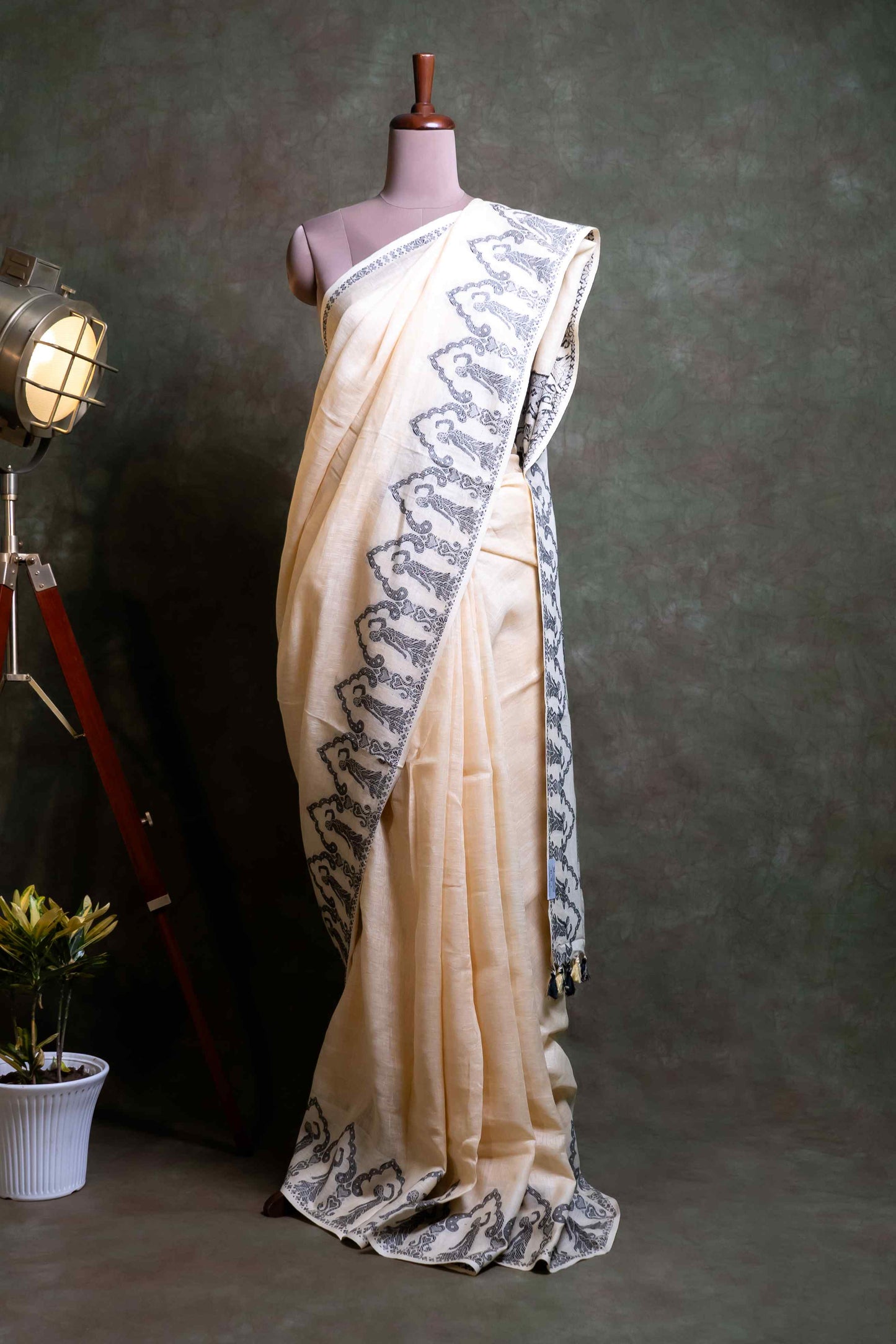 Anuttara Fabric Cream & Grey Dobi Linen Saree