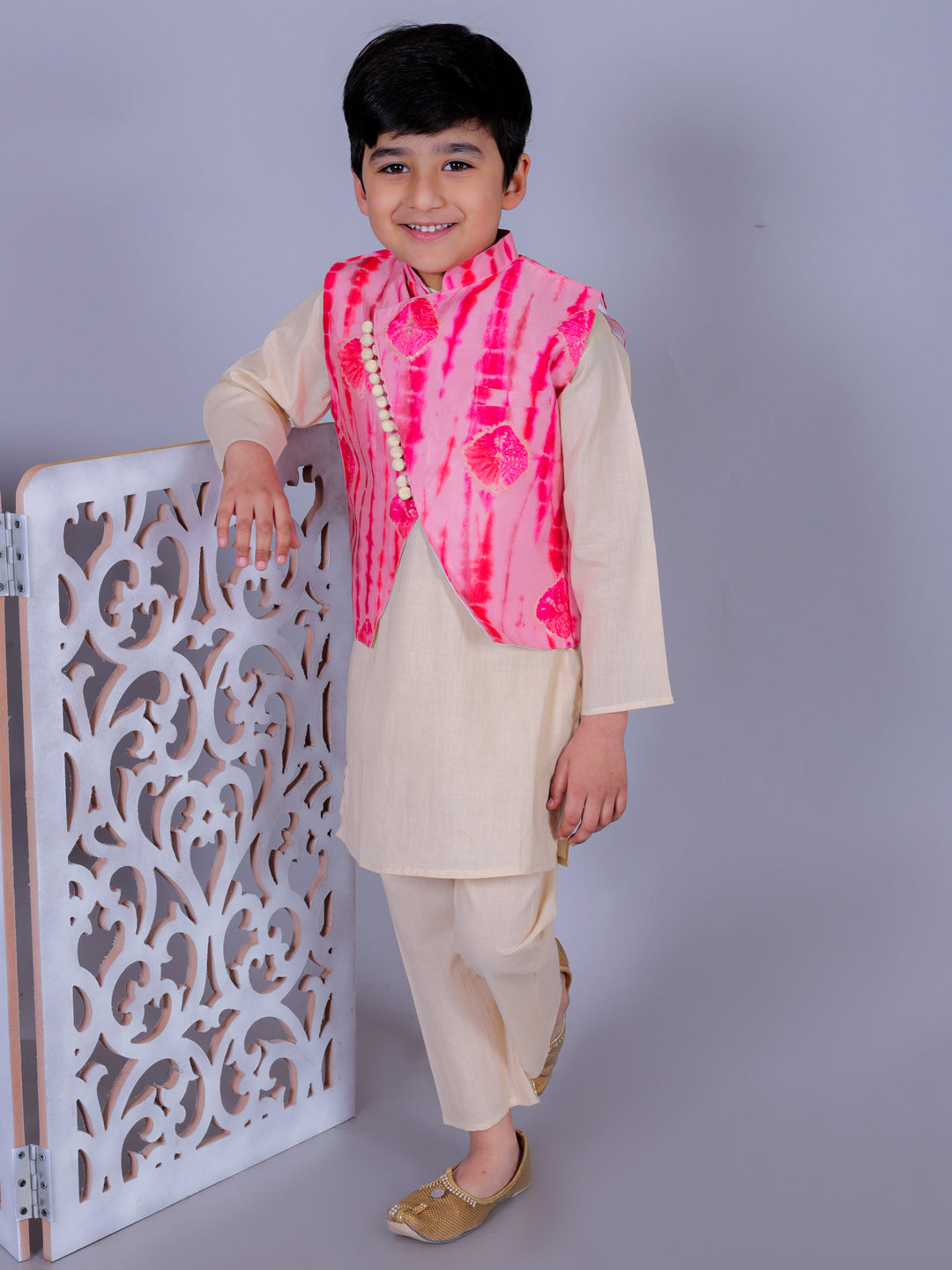 Anuttara Cream Cotton Blend Straight Kurta Waistcoat & Pyjama Set_FJB1013