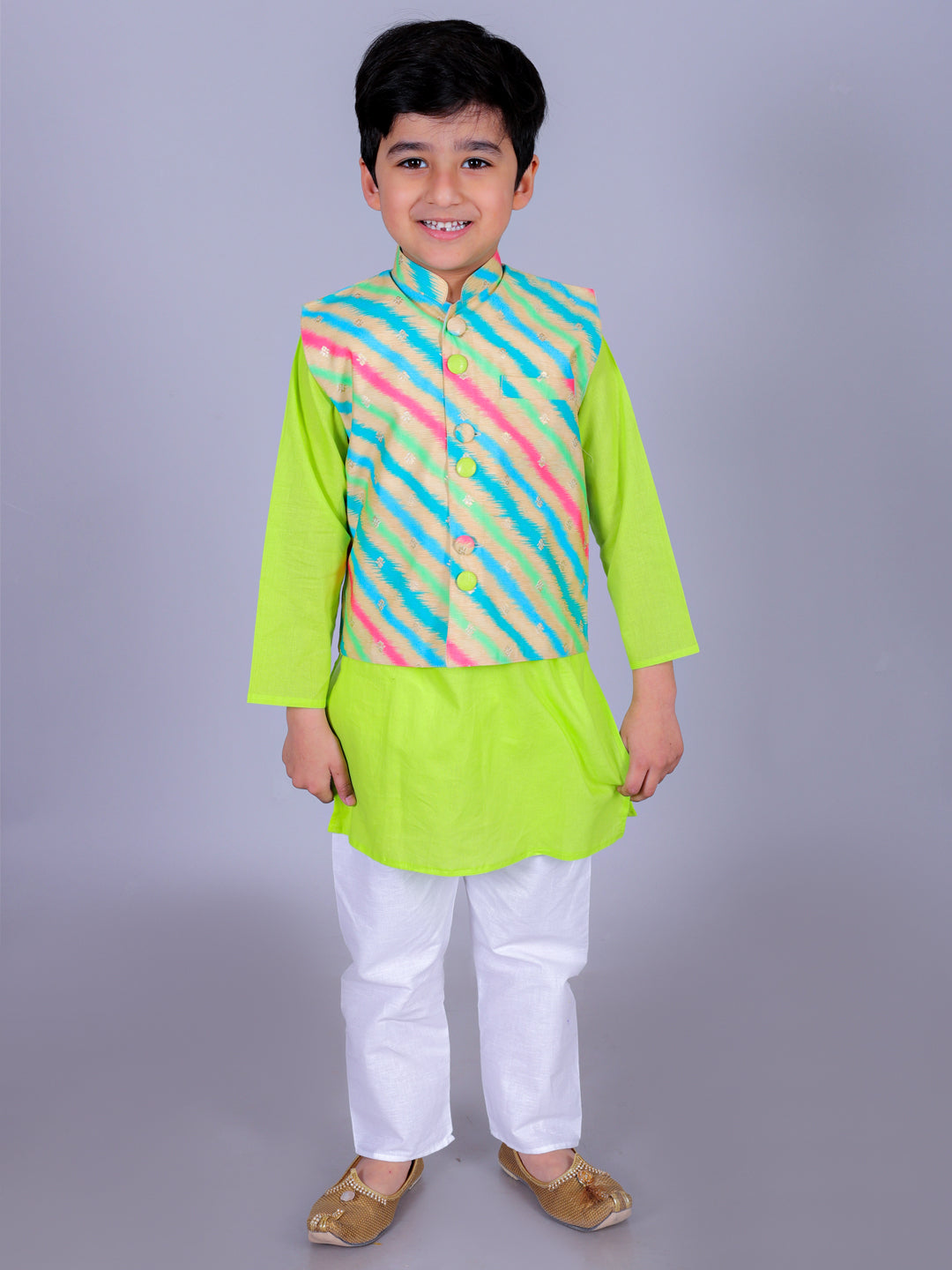 Anuttara Parrot Green Cotton Blend Straight Kurta Waistcoat & Pyjama Set_FJB1016