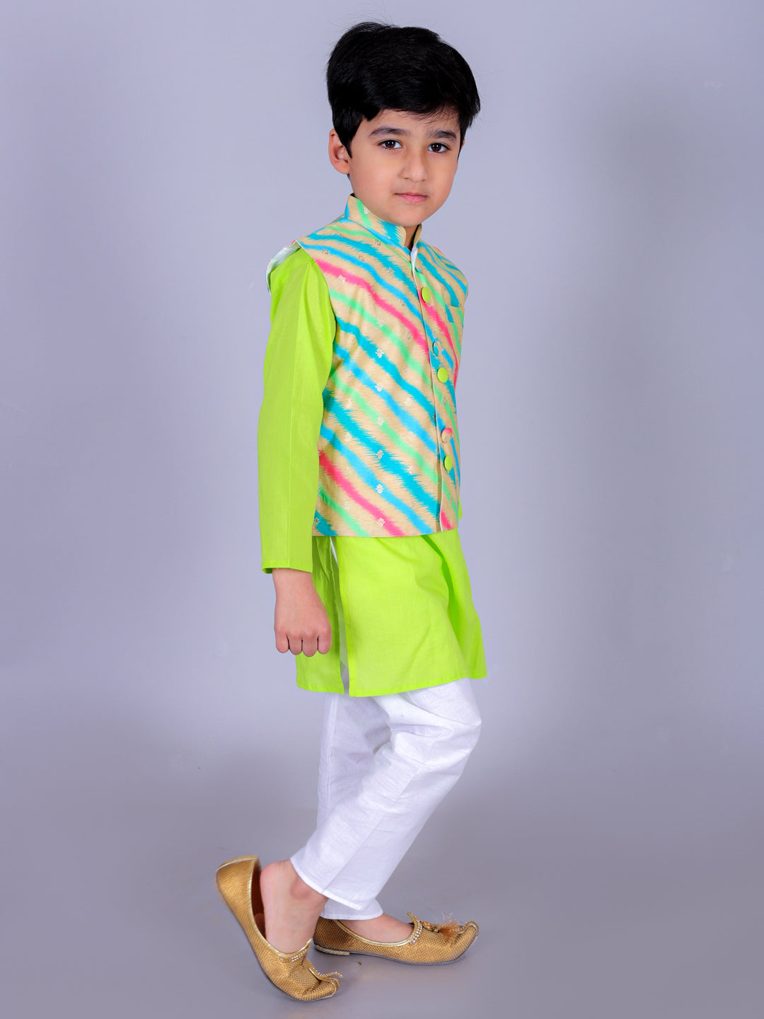 Anuttara Parrot Green Cotton Blend Straight Kurta Waistcoat & Pyjama Set_FJB1016