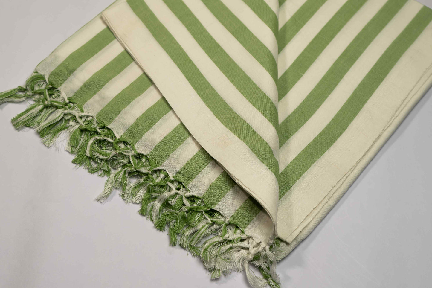 Cotton Staple Green & White Dull Chadar