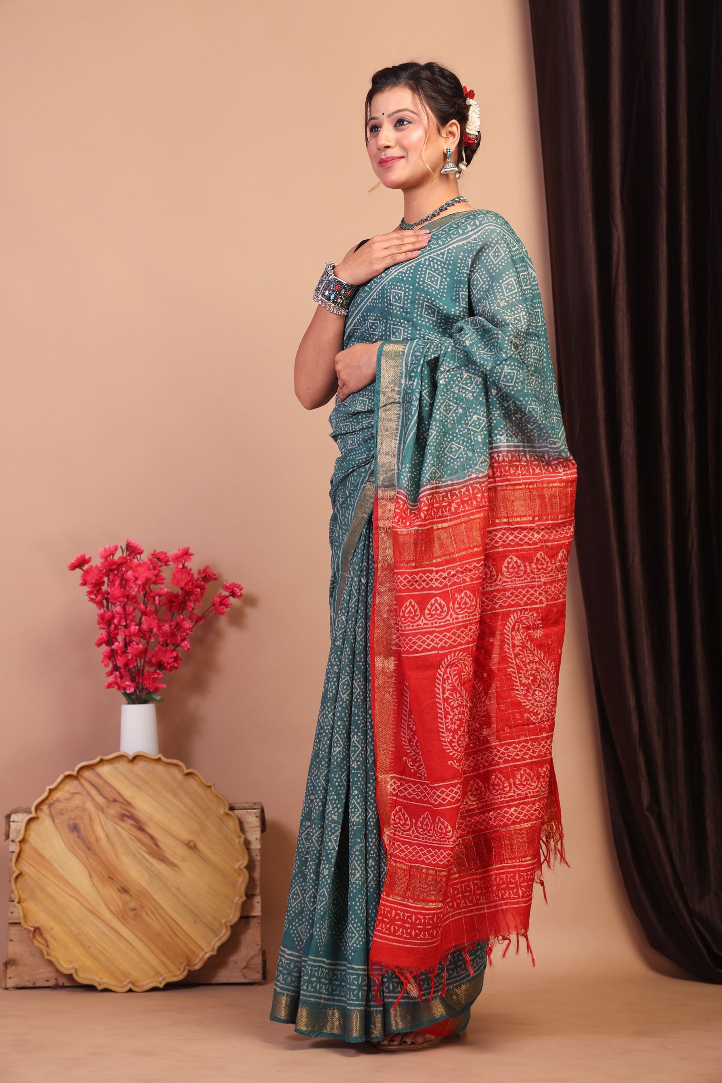 Anuttara Bhagalpuri Teal Green & Red Cotton Silk Bandhani/Paisley Saree with Unstitched Blouse_AFS1041-FS
