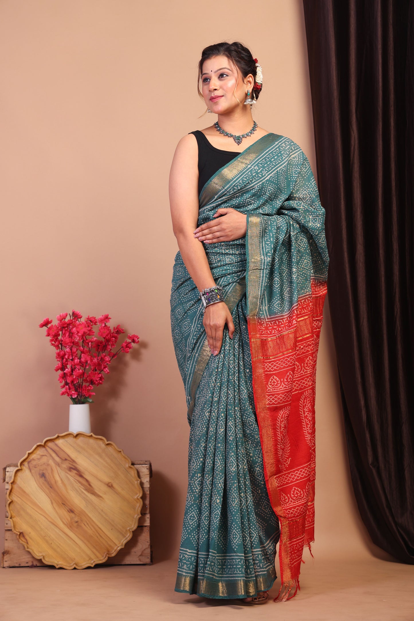 Anuttara Bhagalpuri Teal Green & Red Cotton Silk Bandhani/Paisley Saree with Unstitched Blouse_AFS1041-FS