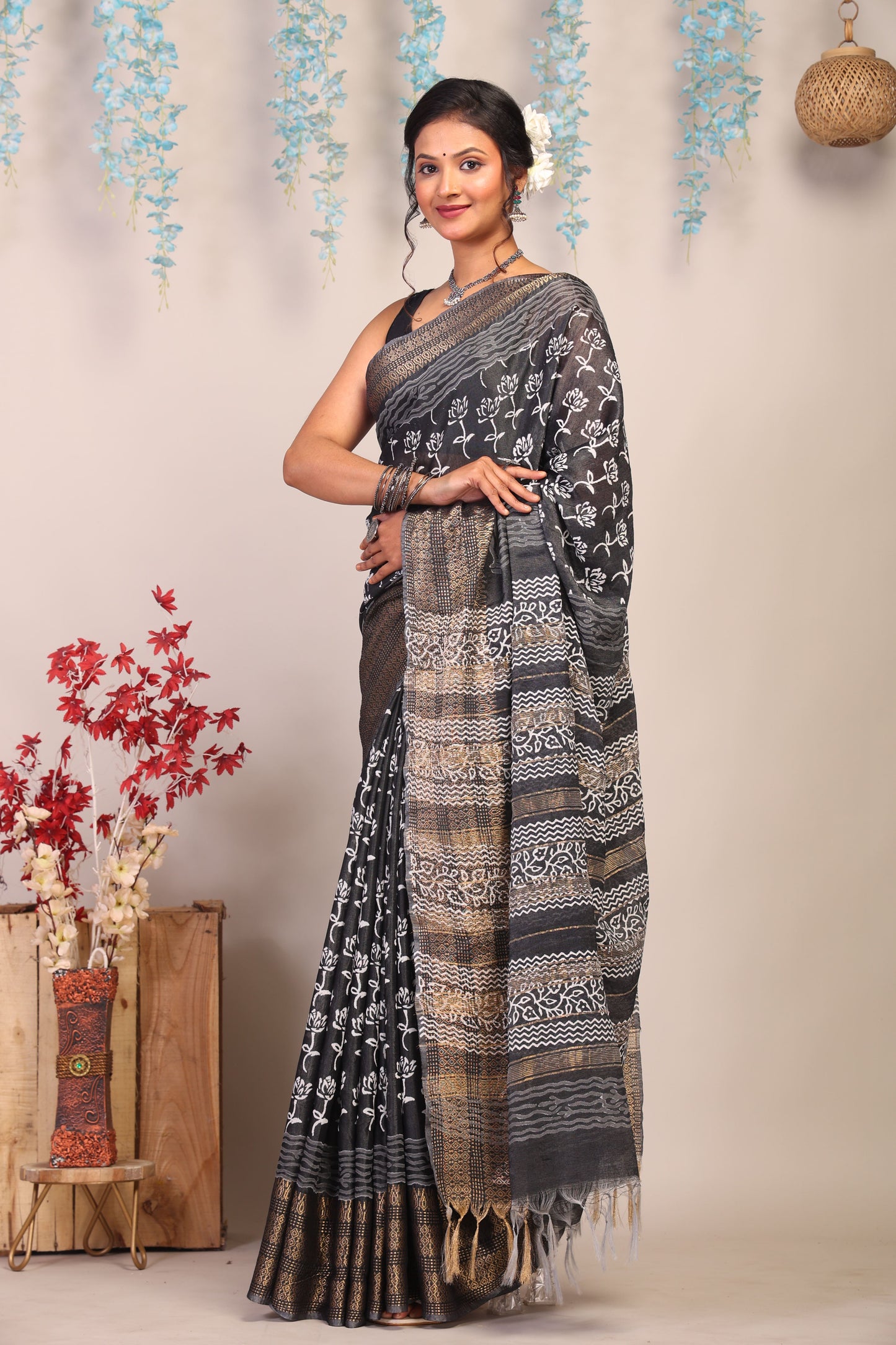 Anuttara Bhagalpuri Black & White Cotton Silk Floral Saree with Unstitched Blouse_AFS1053-FS