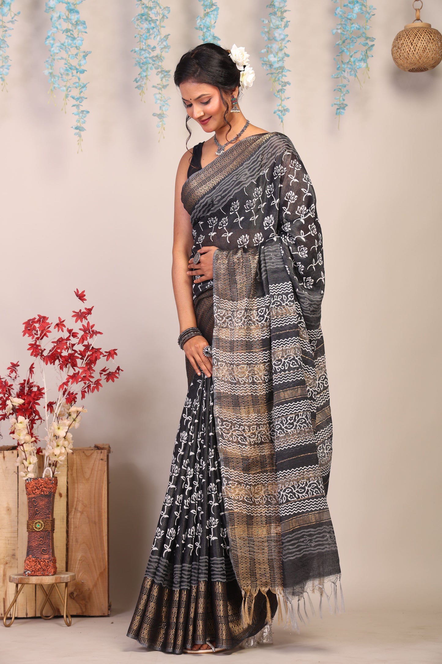 Anuttara Bhagalpuri Black & White Cotton Silk Floral Saree with Unstitched Blouse_AFS1053-FS
