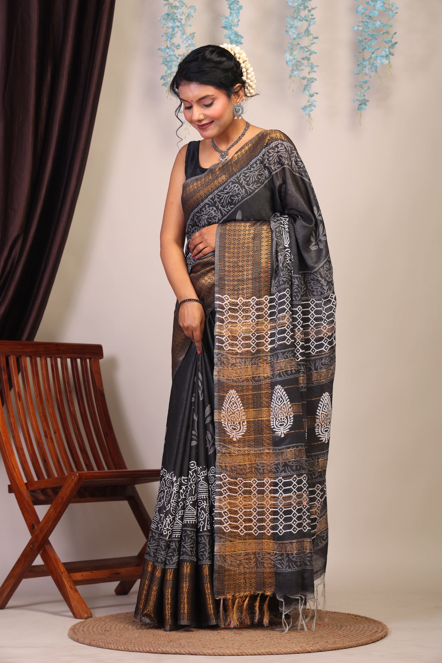 Anuttara Bhagalpuri Black & White Cotton Silk Floral/Tribal Saree with Unstitched Blouse_AFS1056-FS