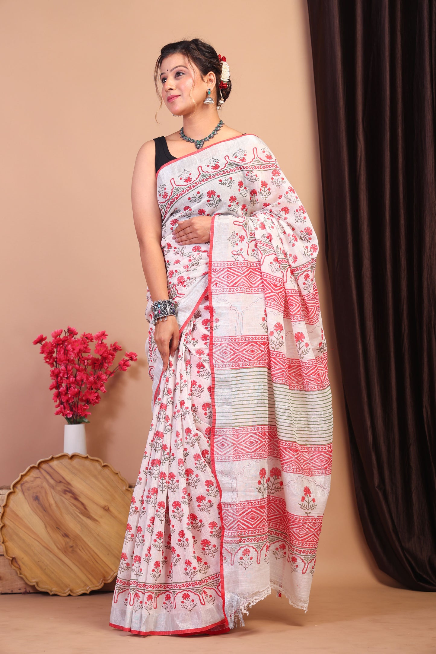 Anuttara Bhagalpuri White:Red Cotton Linen Hand Block Saree with Blouse_AFS1081-FS