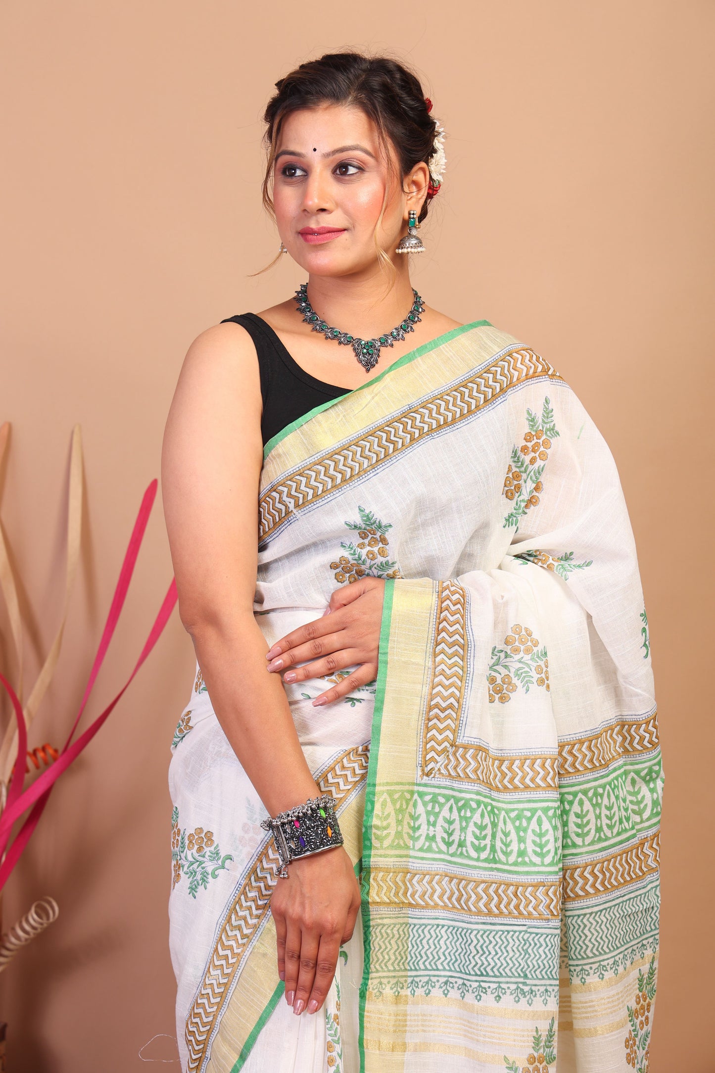 Anuttara Bhagalpuri White Cotton Linen Hand Block Saree with Blouse_AFS1083-FS