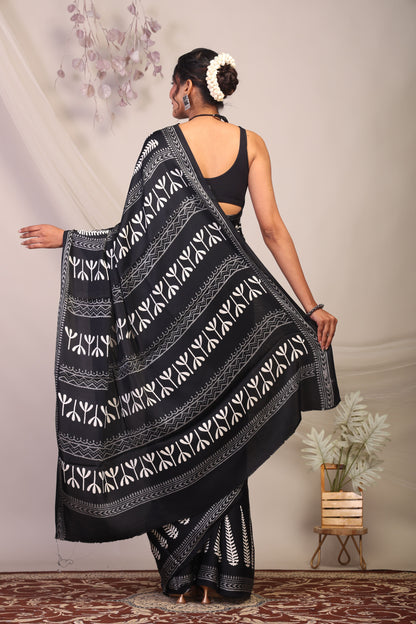 Anuttara Bhagalpuri Black & White Modal Silk Botanical Prints Saree with Unstitched Blouse_AFS1138-FS