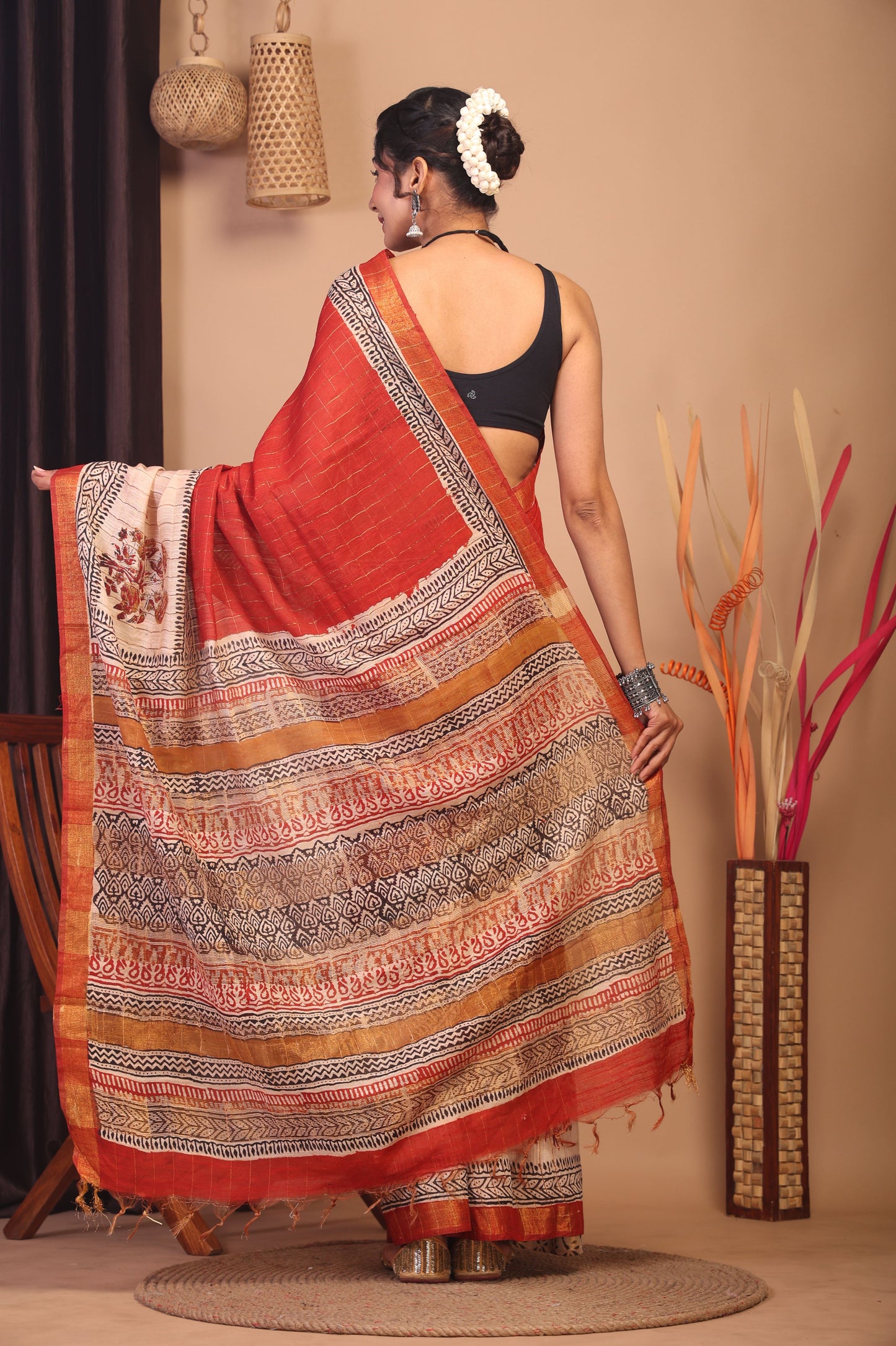 Anuttara Bhagalpuri Red & Beige Cotton Silk Floral Saree with Unstitched Blouse_AFS1153-FS