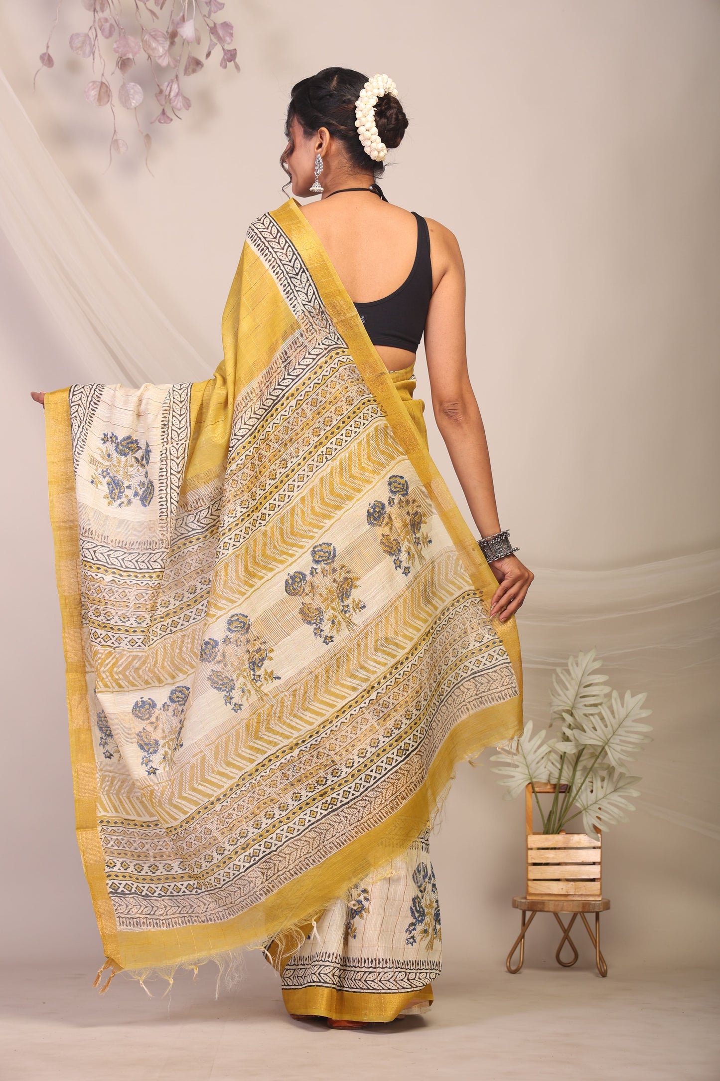 Anuttara Bhagalpuri Olive Green & Cream Cotton Silk Floral Saree with Unstitched Blouse_AFS1168-FS