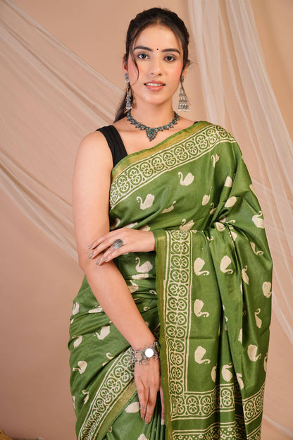 Anuttara Bhagalpuri Dark Green Cotton Silk Animal (Duck Print) Saree with Unstitched Blouse_AFS1376-FS