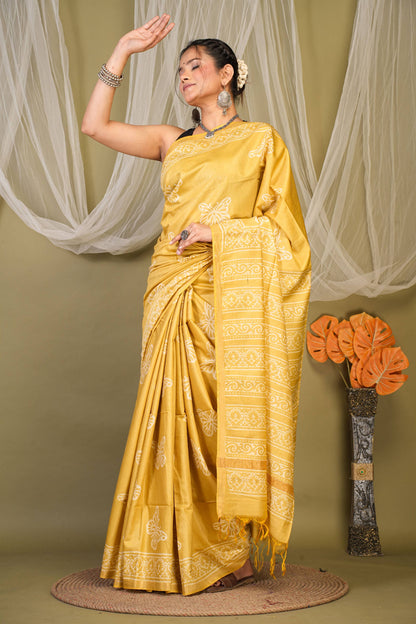 Anuttara Bhagalpuri Olive Green Cotton Silk Animal (Butterfly Print) Saree with Unstitched Blouse_AFS1397-FS