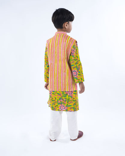 Anuttara Parrot Green Pure Cotton Straight Kurta Waistcoat & Pyjama Set_FJB1040