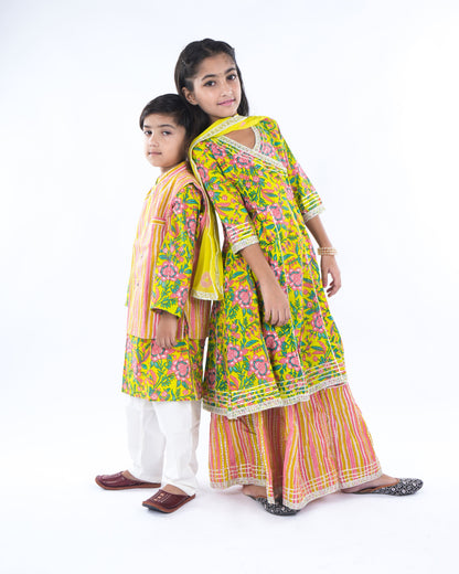 Anuttara Parrot Green Pure Cotton Straight Kurta Waistcoat & Pyjama Set_FJB1040
