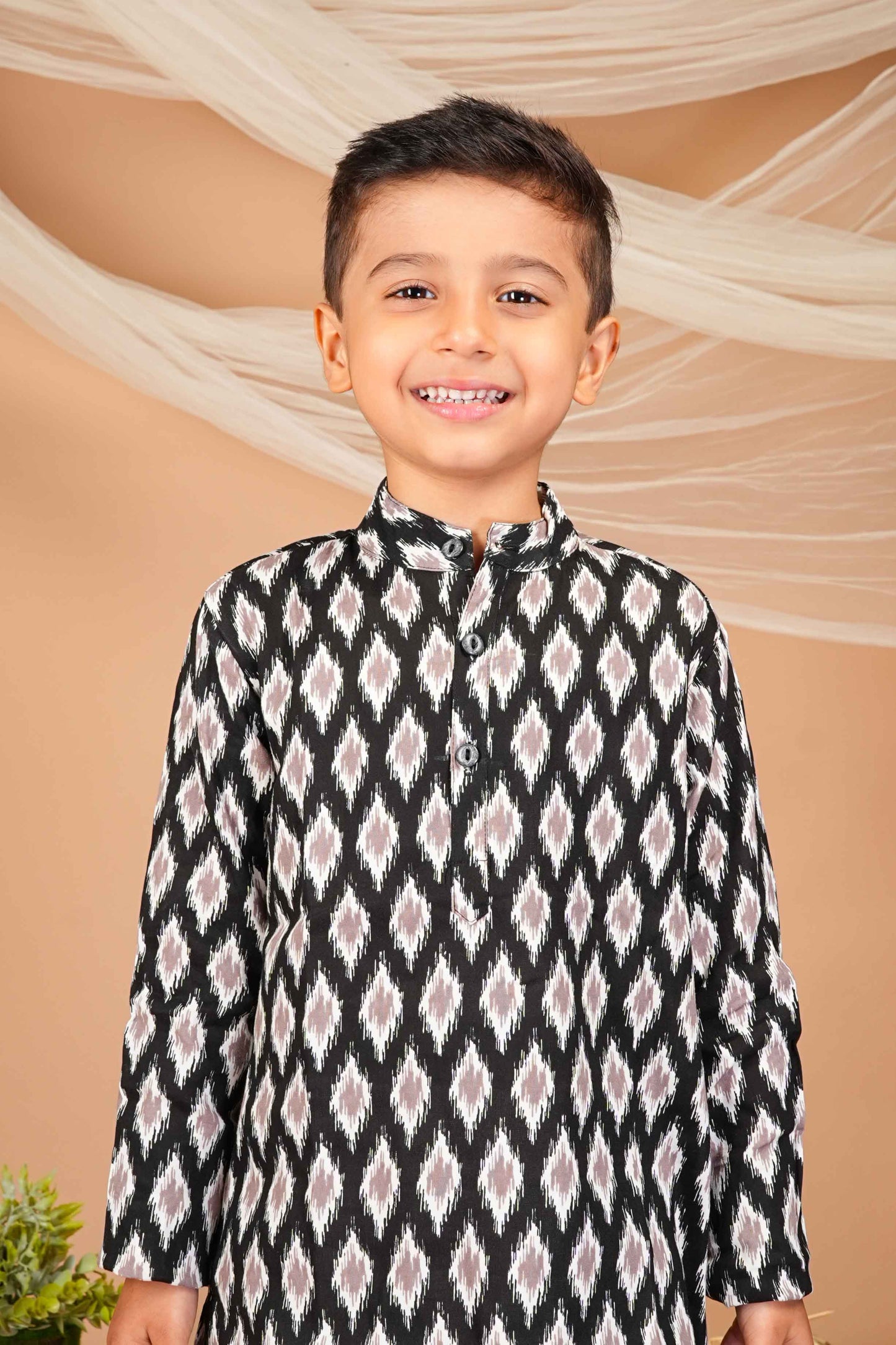 FabJunior Multicolor Pure Cotton Straight Kurta & Pyjama Set_FJB1048