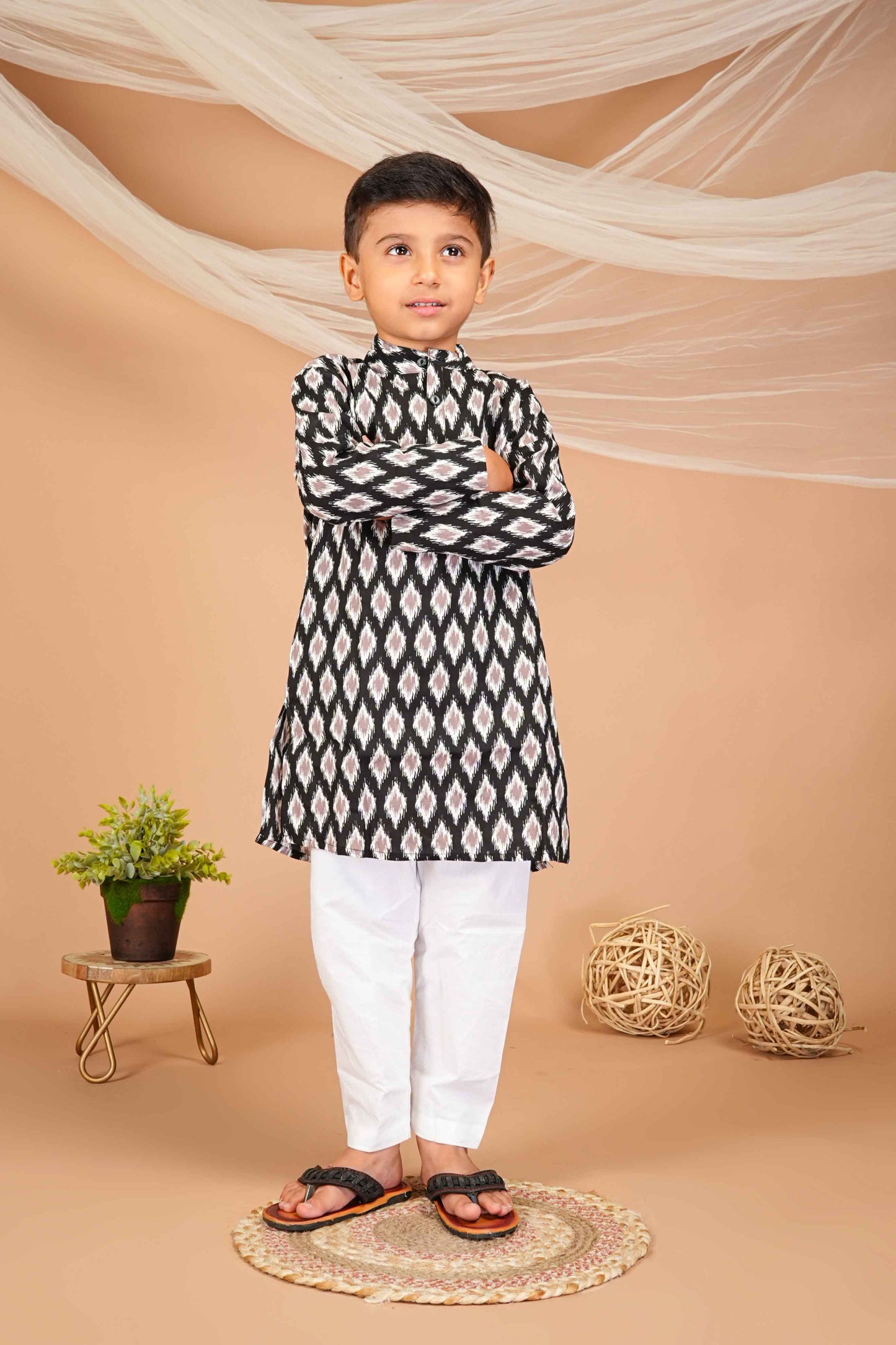 FabJunior Multicolor Pure Cotton Straight Kurta & Pyjama Set_FJB1048