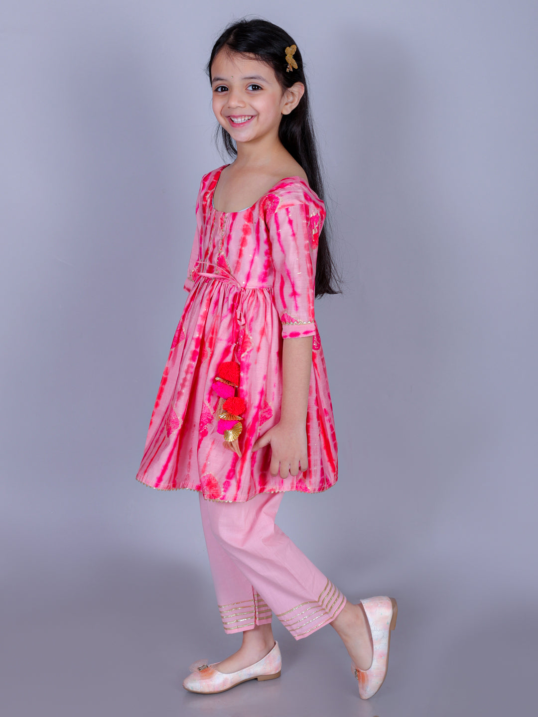 Girls Pink Cotton Blend Anarkali/Flared Kurta & Pant Set