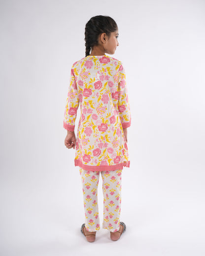 Anuttara Peach Pure Cotton Straight Kurta Pant & Dupatta Set_FJG1045