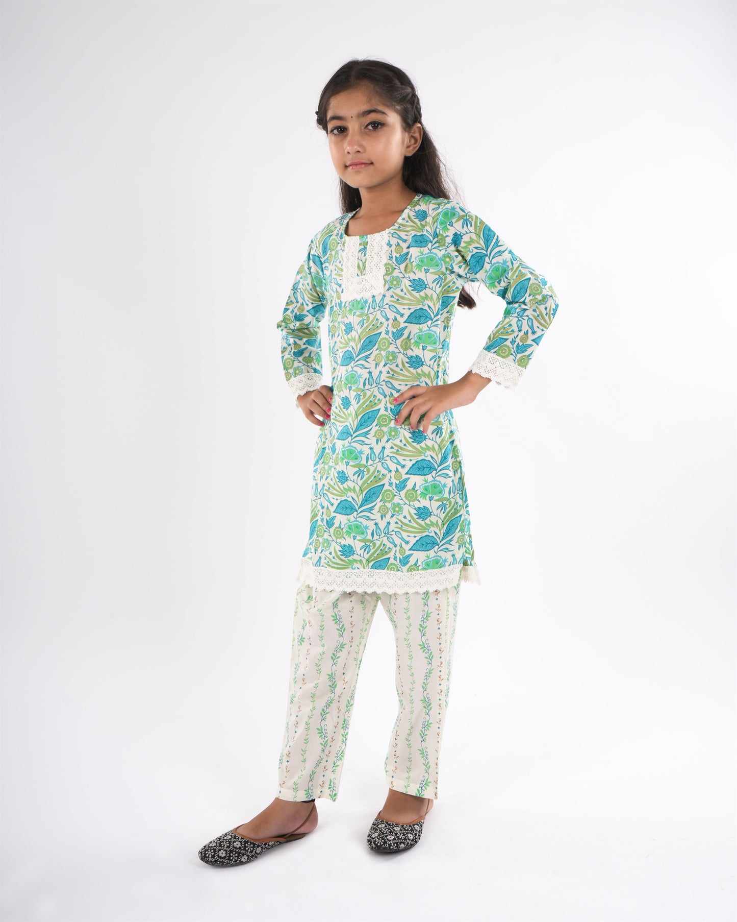 Green Pure Cotton Straight Kurta, Pant & Dupatta Set