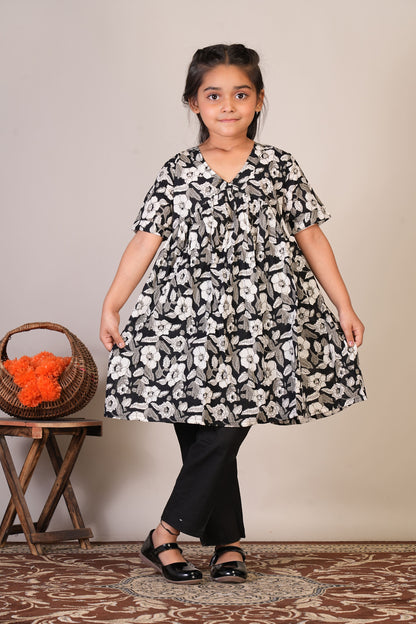 Anuttara Black Pure Cotton Anarkali/Flared Kurta & Pant Set_FJG1072